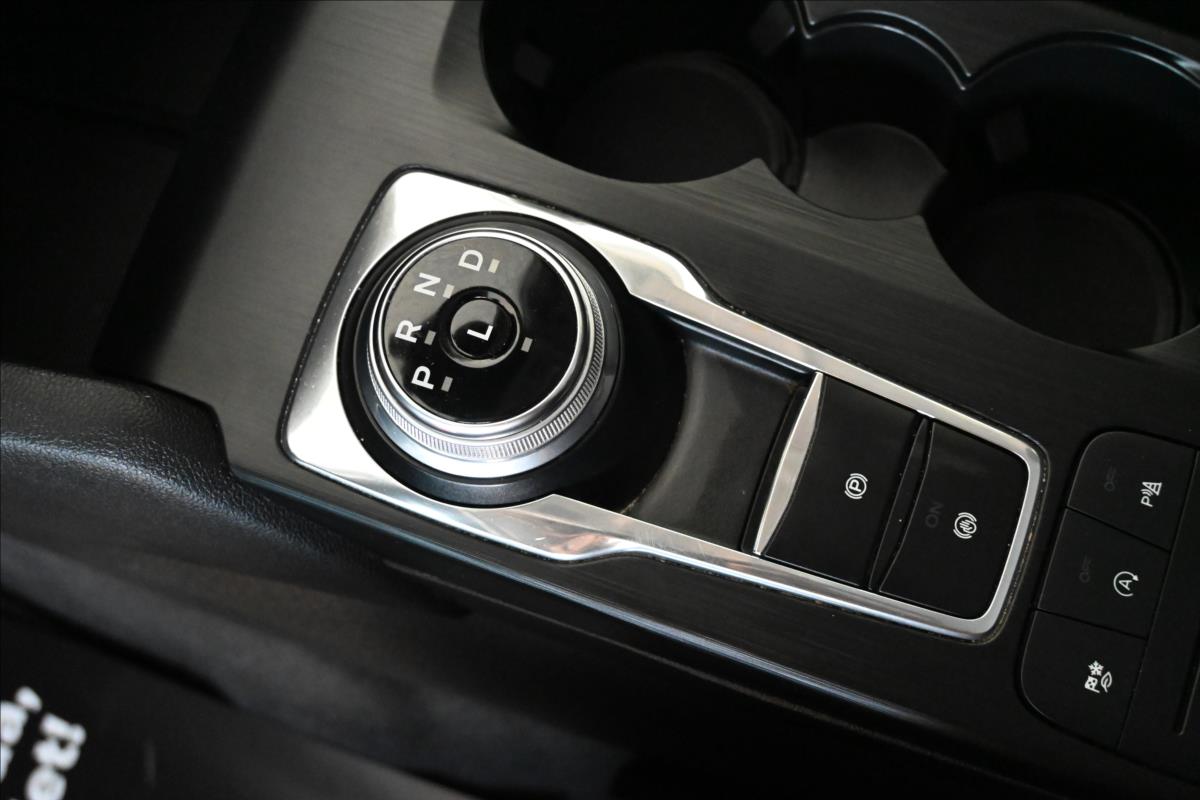 Hlavní fotografie vozu Ford Kuga 1,5 TDCi 88kW AT8 EcoBlue Trend Záruka až 5 let (22)