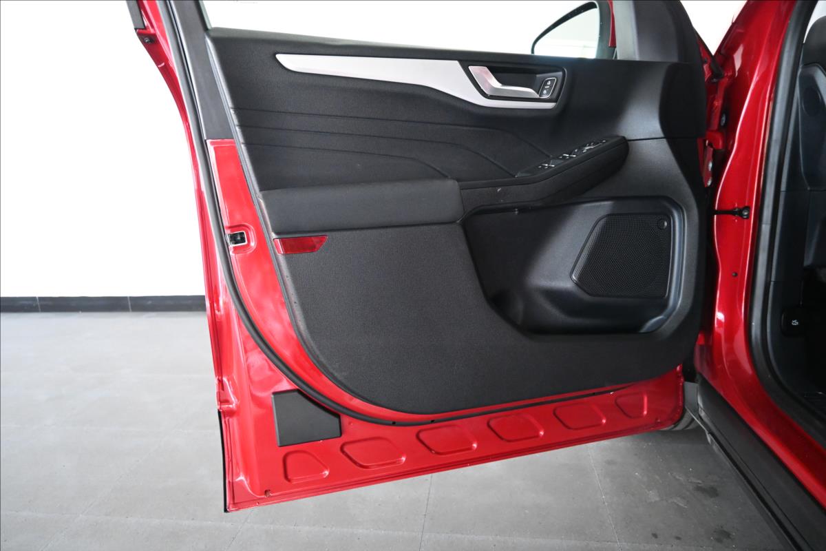 Hlavní fotografie vozu Ford Kuga 1,5 TDCi 88kW AT8 EcoBlue Trend Záruka až 5 let (25)