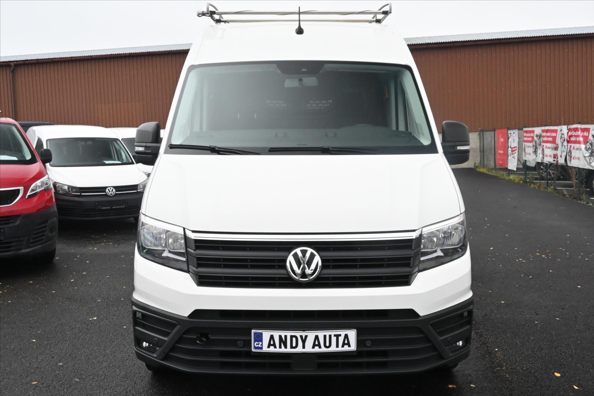 Hlavní fotografie vozu Volkswagen Crafter 2,0 TDI 130kW L2H2 Nový motor záruka VW Záruka až 5let (2)