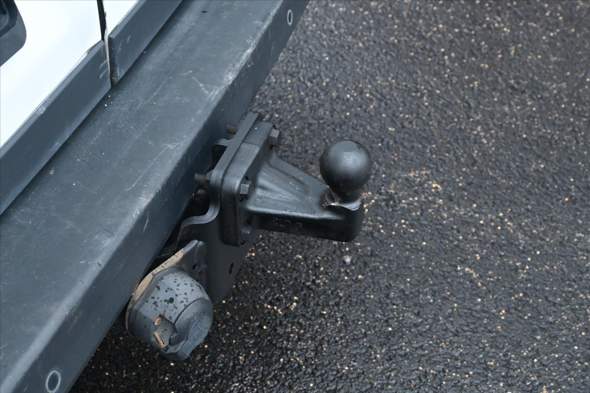 Hlavní fotografie vozu Volkswagen Crafter 2,0 TDI 130kW L2H2 Nový motor záruka VW Záruka až 5let (25)