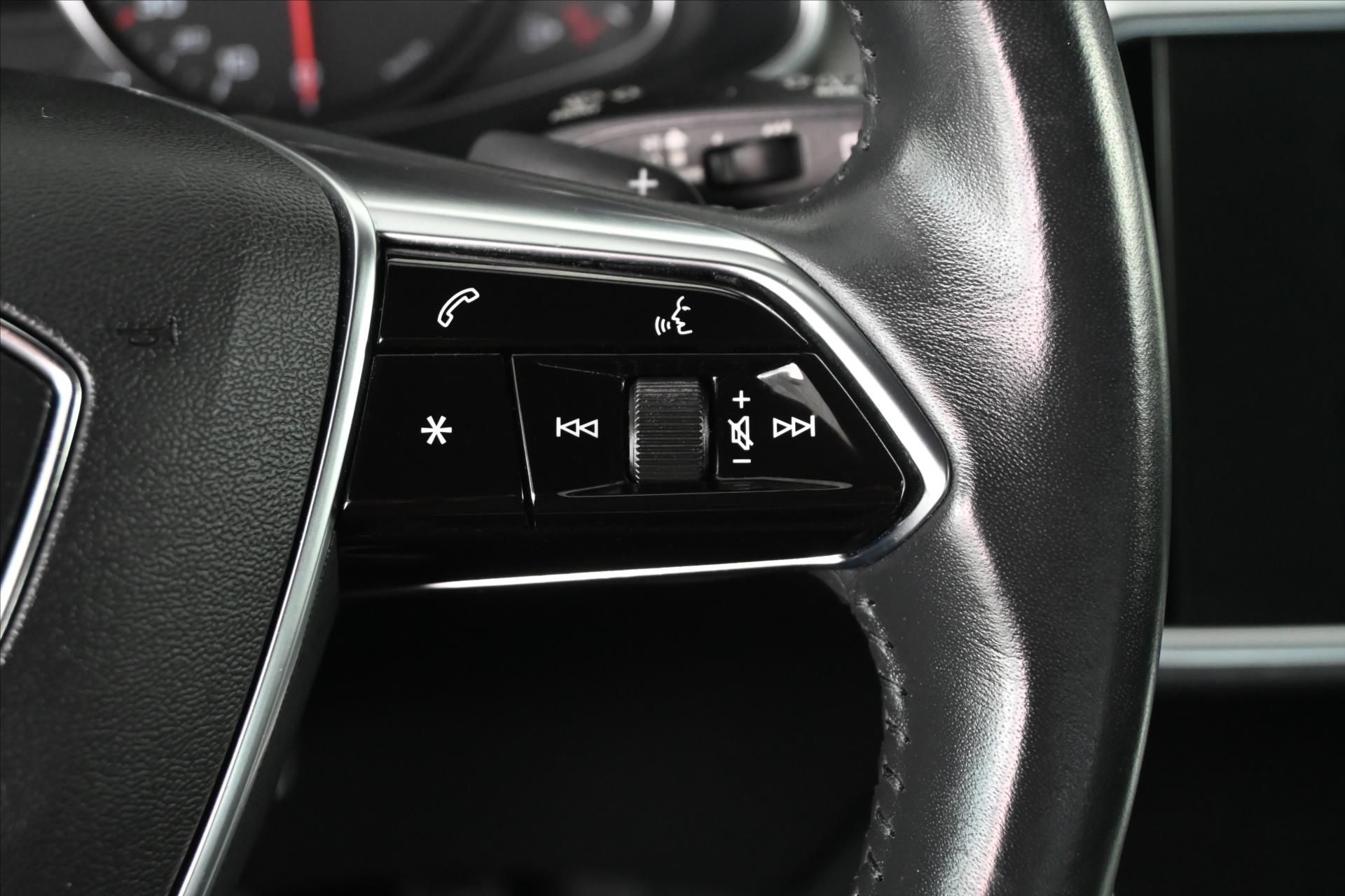 Hlavní fotografie vozu Audi A6 2,0 40 TDI 150 kW S-TRONIC Záruka až 5 let (18)