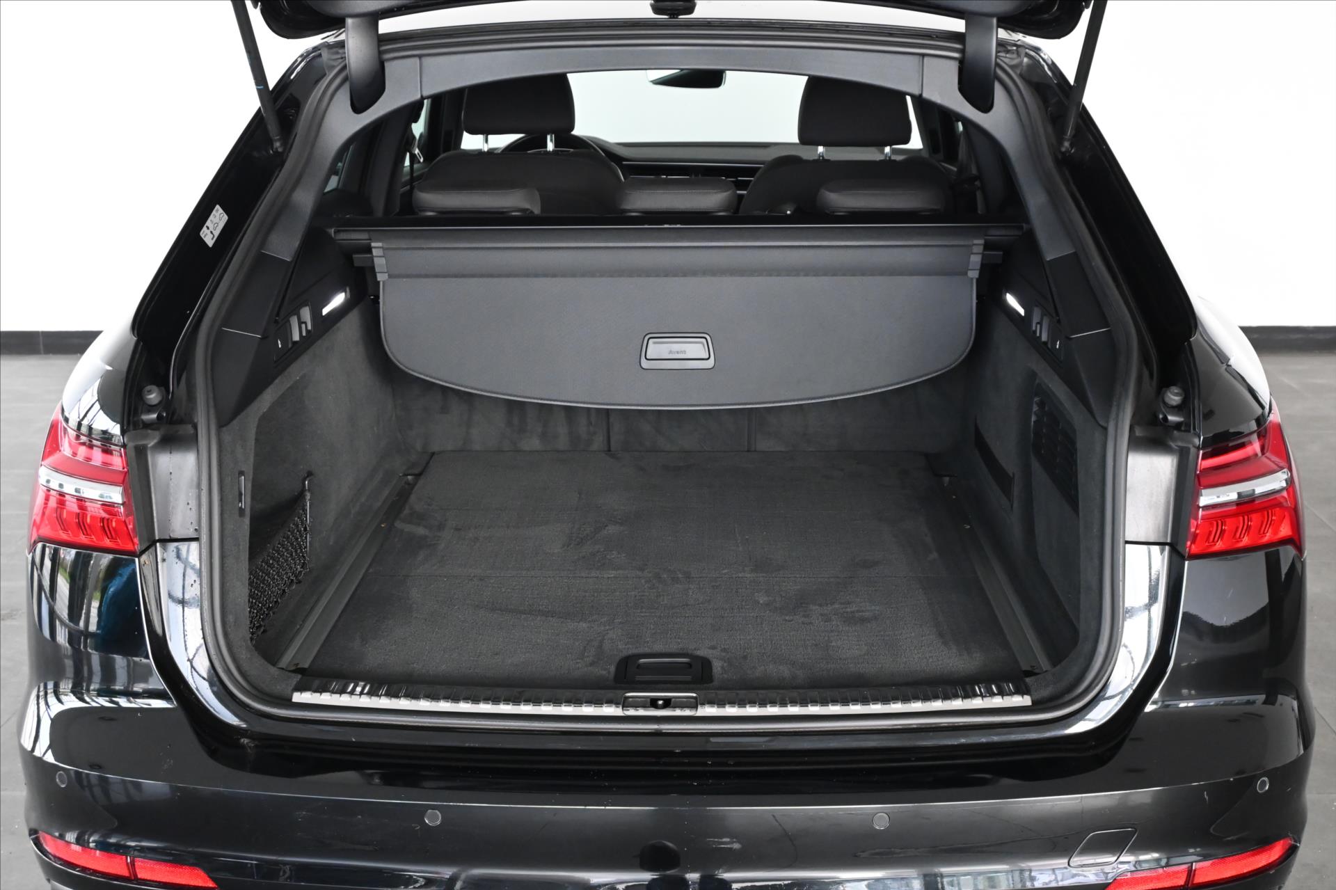 Hlavní fotografie vozu Audi A6 2,0 40 TDI 150 kW S-TRONIC Záruka až 5 let (6)