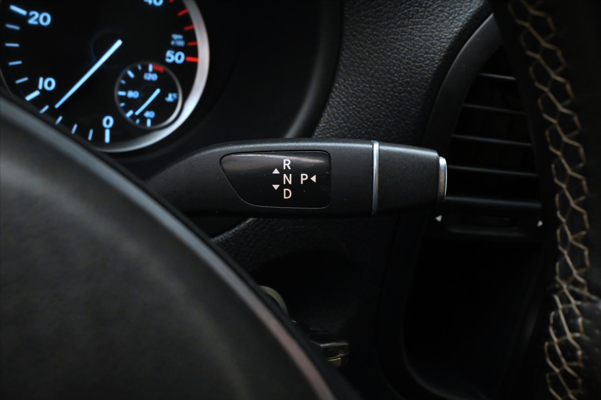 Hlavní fotografie vozu Mercedes-Benz Vito 2,1 116 CDi 120 kW AT7 8míst 4Matic Panorama Záruka až (20)