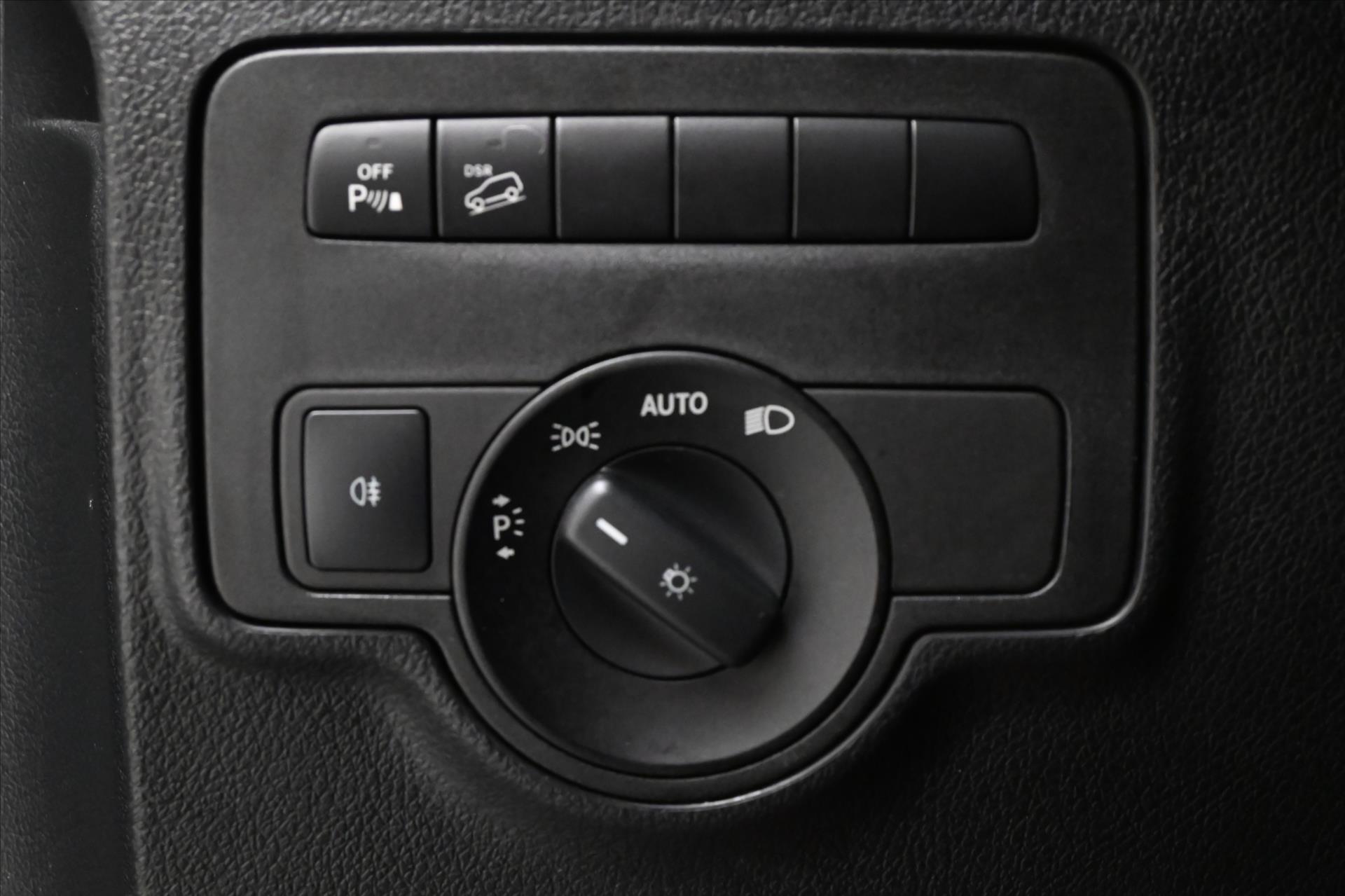 Hlavní fotografie vozu Mercedes-Benz Vito 2,1 116 CDi 120 kW AT7 8míst 4Matic Panorama Záruka až (23)