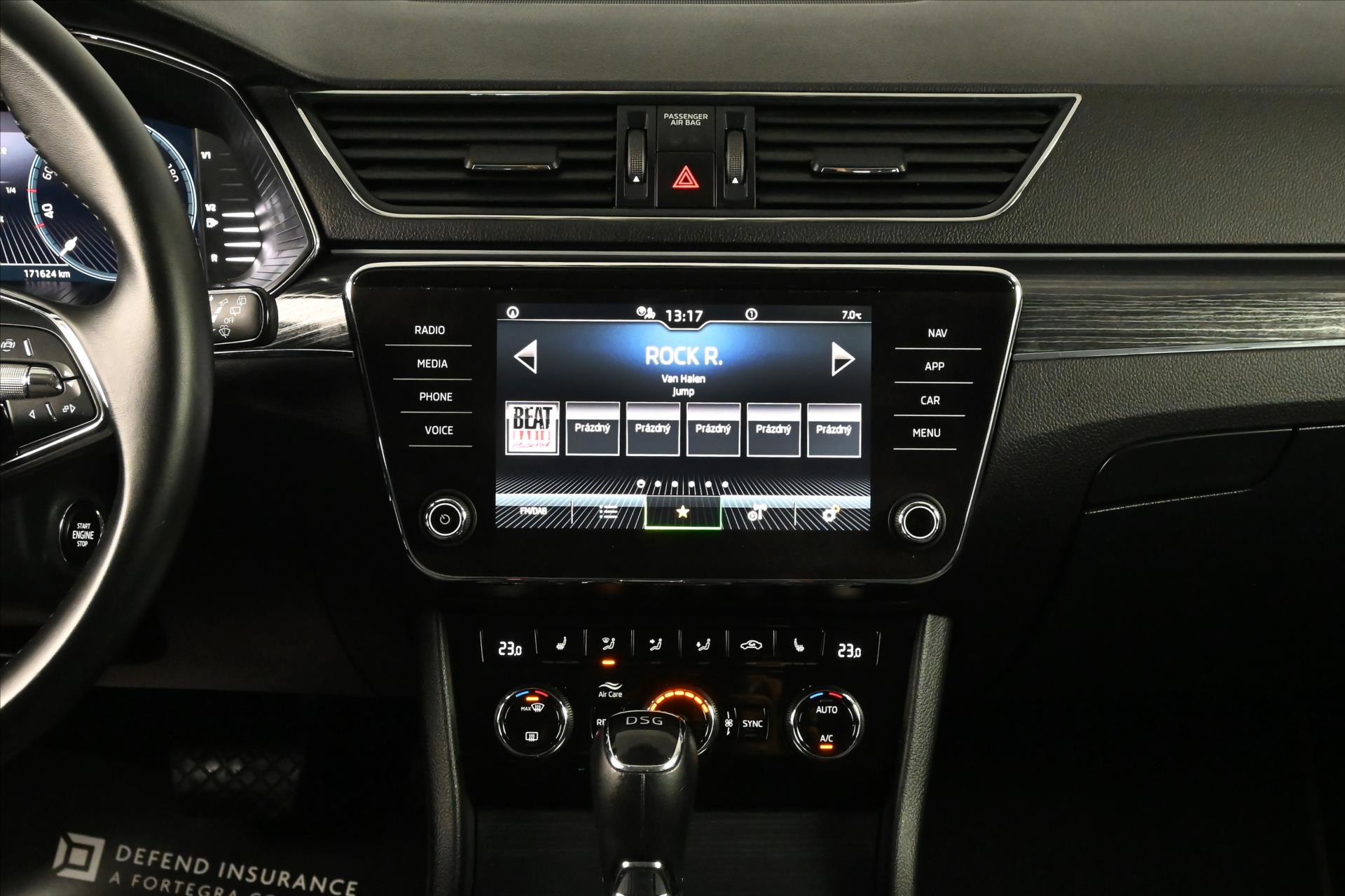 Hlavní fotografie vozu Škoda Superb 2,0 TDi 110kW DSG Style Záruka až 5 let (12)