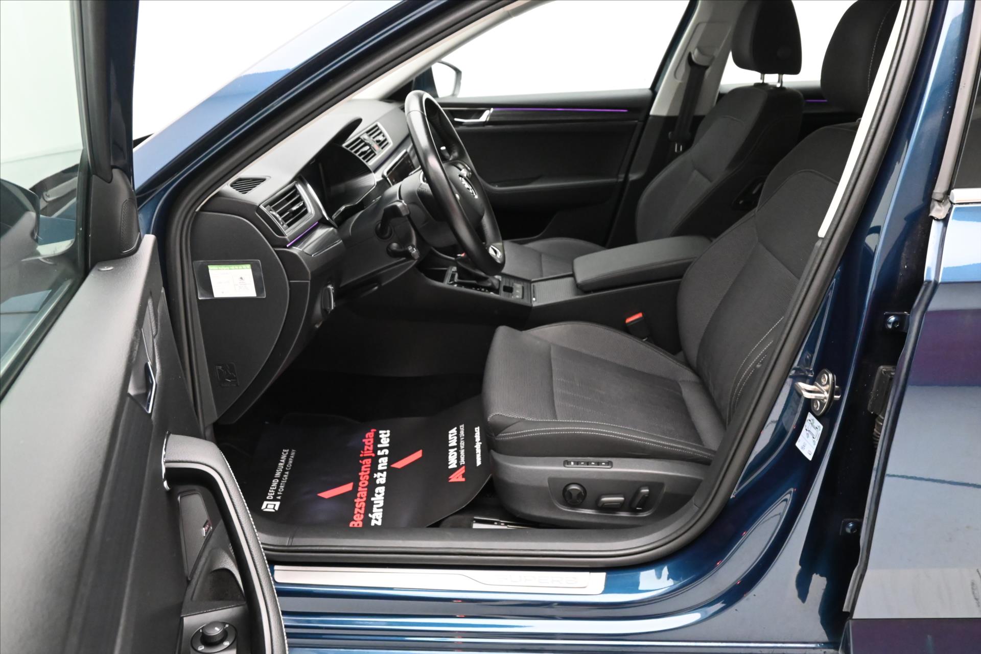 Main photo of the car Skoda Superb 2.0 TDi 110kW DSG Style Warranty up to 5 years (12)