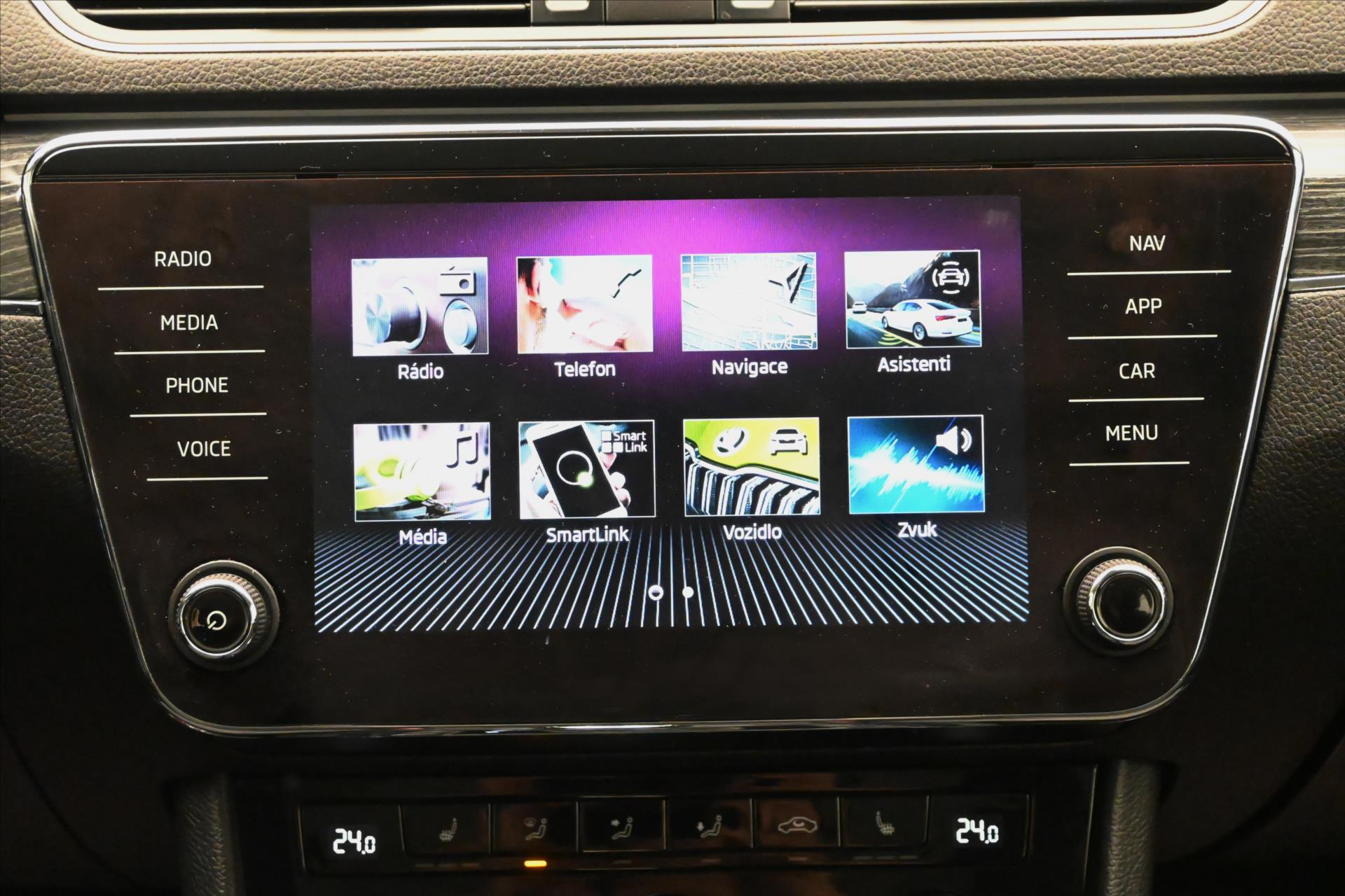 Main photo of the car Skoda Superb 2.0 TDi 110kW DSG Style Warranty up to 5 years (18)