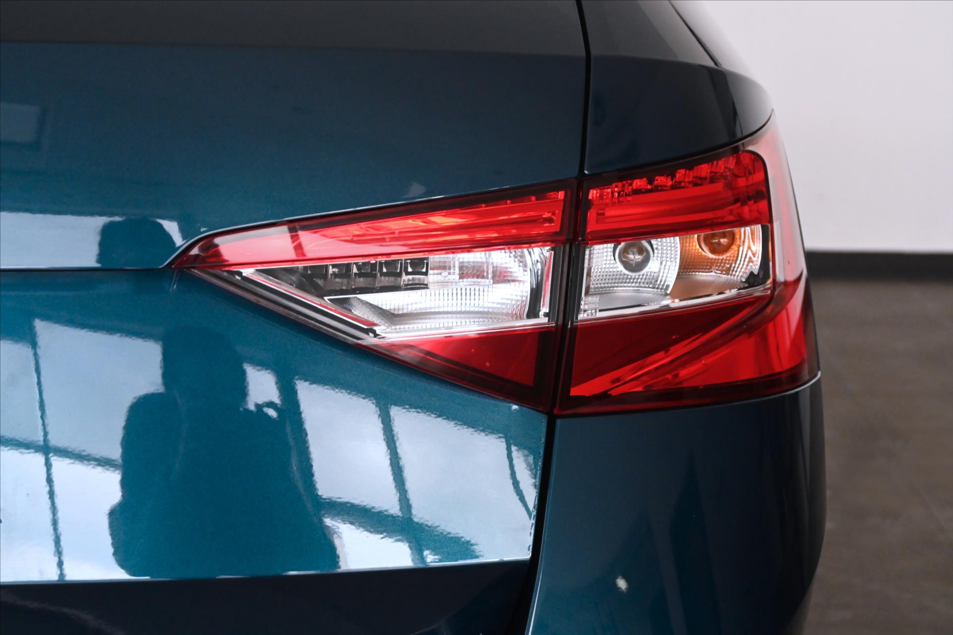 Hlavní fotografie vozu Škoda Superb 2,0 TDi 110kW DSG Style Záruka až 5 let (35)