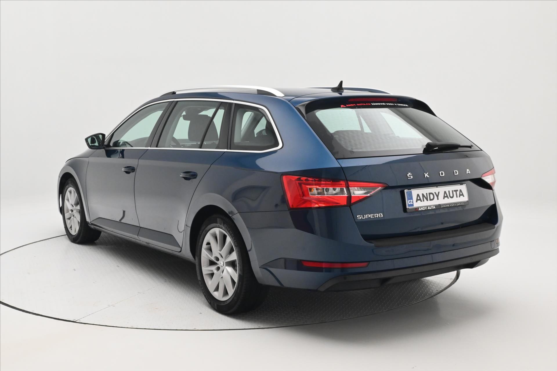 Main photo of the car Skoda Superb 2.0 TDi 110kW DSG Style Warranty up to 5 years (6)