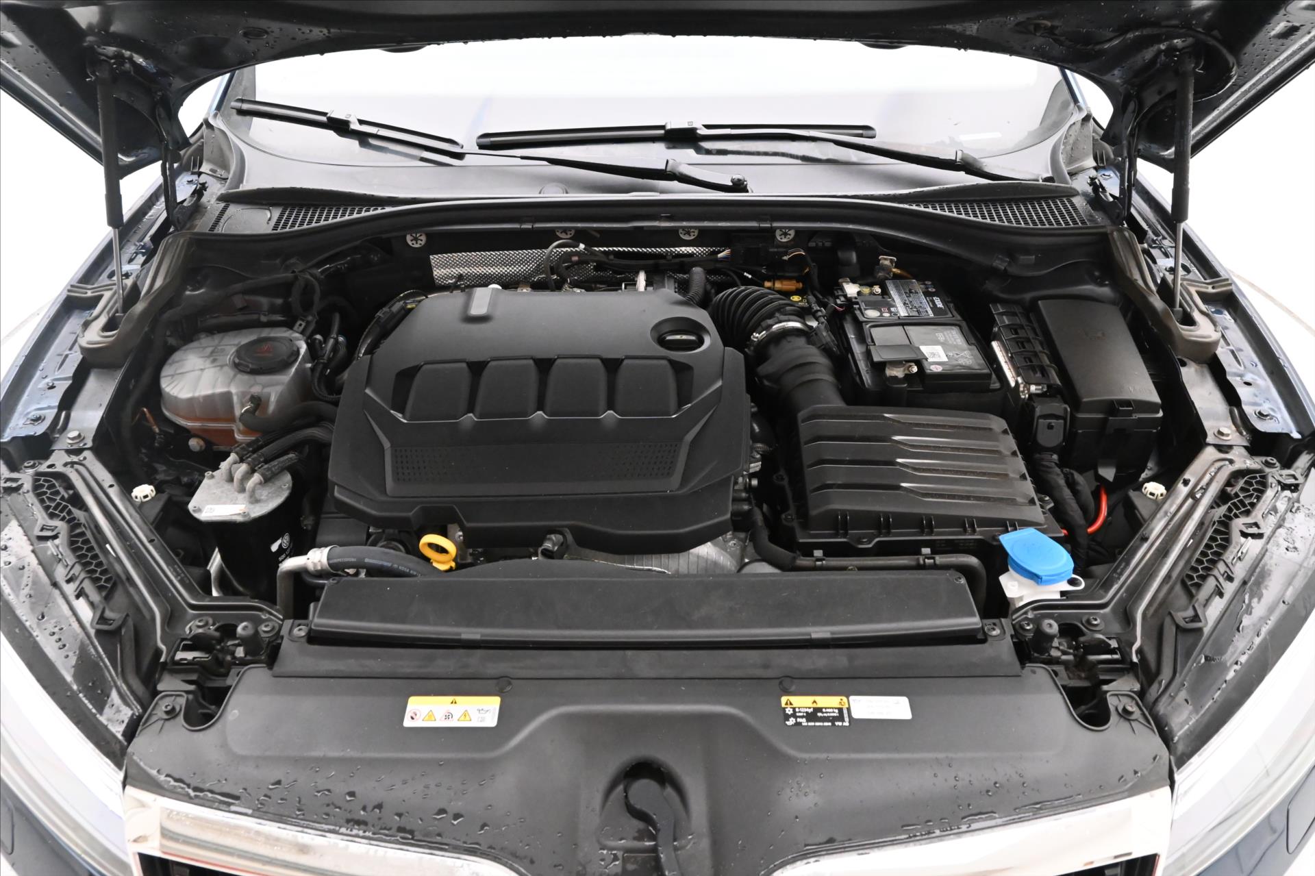 Main photo of the car Skoda Superb 2.0 TDi 110kW DSG Style Warranty up to 5 years (8)