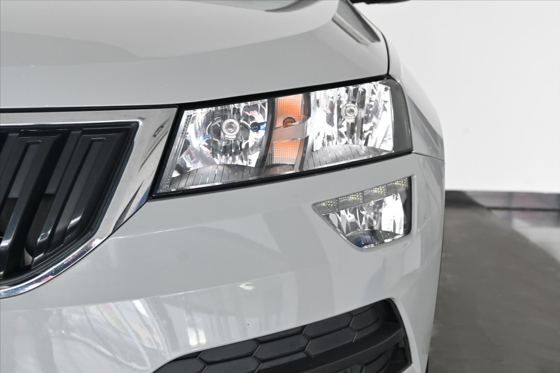 Hlavní fotografie vozu Škoda Karoq 1,5 TSI 110 kW Ambition Záruka až 5 let (31)