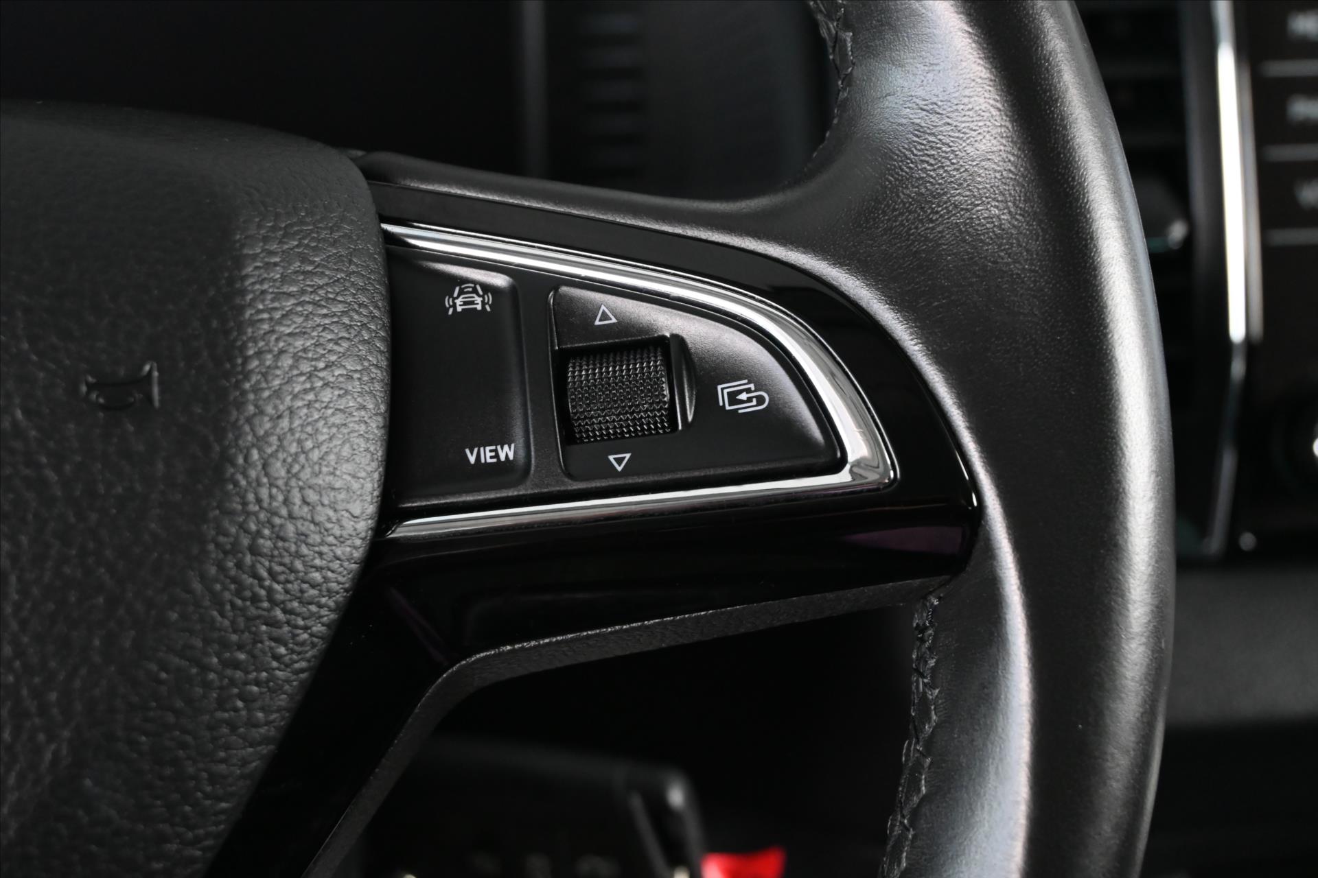 Hlavní fotografie vozu Škoda Karoq 1,5 TSi 110kW *Ambition* Záruka až 5 let (18)