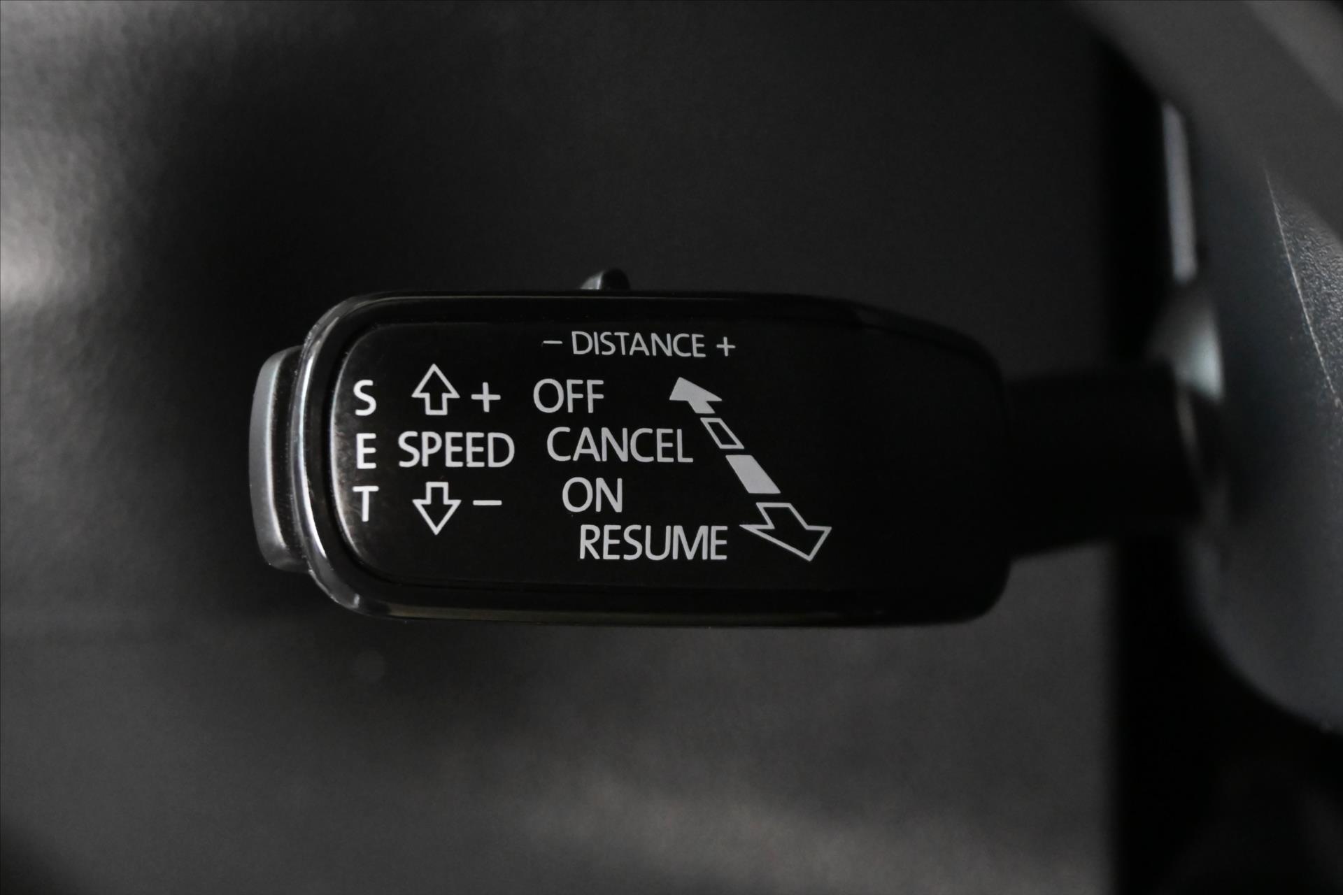 Hlavní fotografie vozu Škoda Karoq 1,5 TSi 110kW *Ambition* Záruka až 5 let (19)