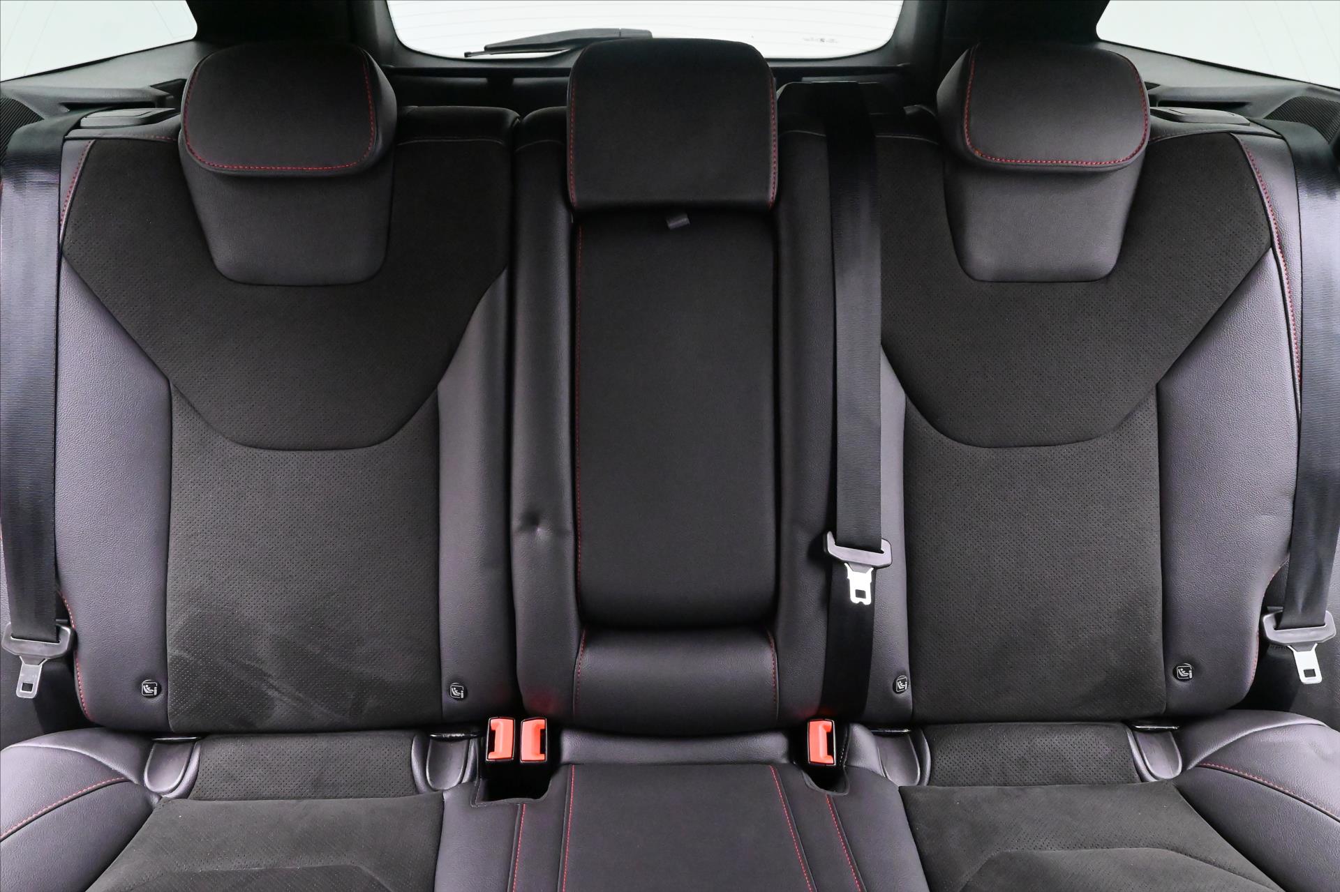 Hlavní fotografie vozu Ford Mondeo 2,0 TDCi 140kW AT8 *ST-Line* Záruka až 5 let (26)