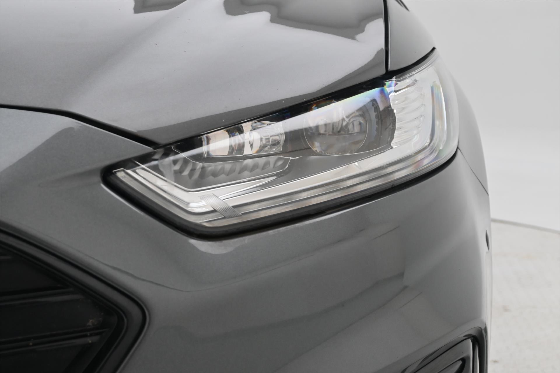 Hlavní fotografie vozu Ford Mondeo 2,0 TDCi 140kW AT8 *ST-Line* Záruka až 5 let (29)