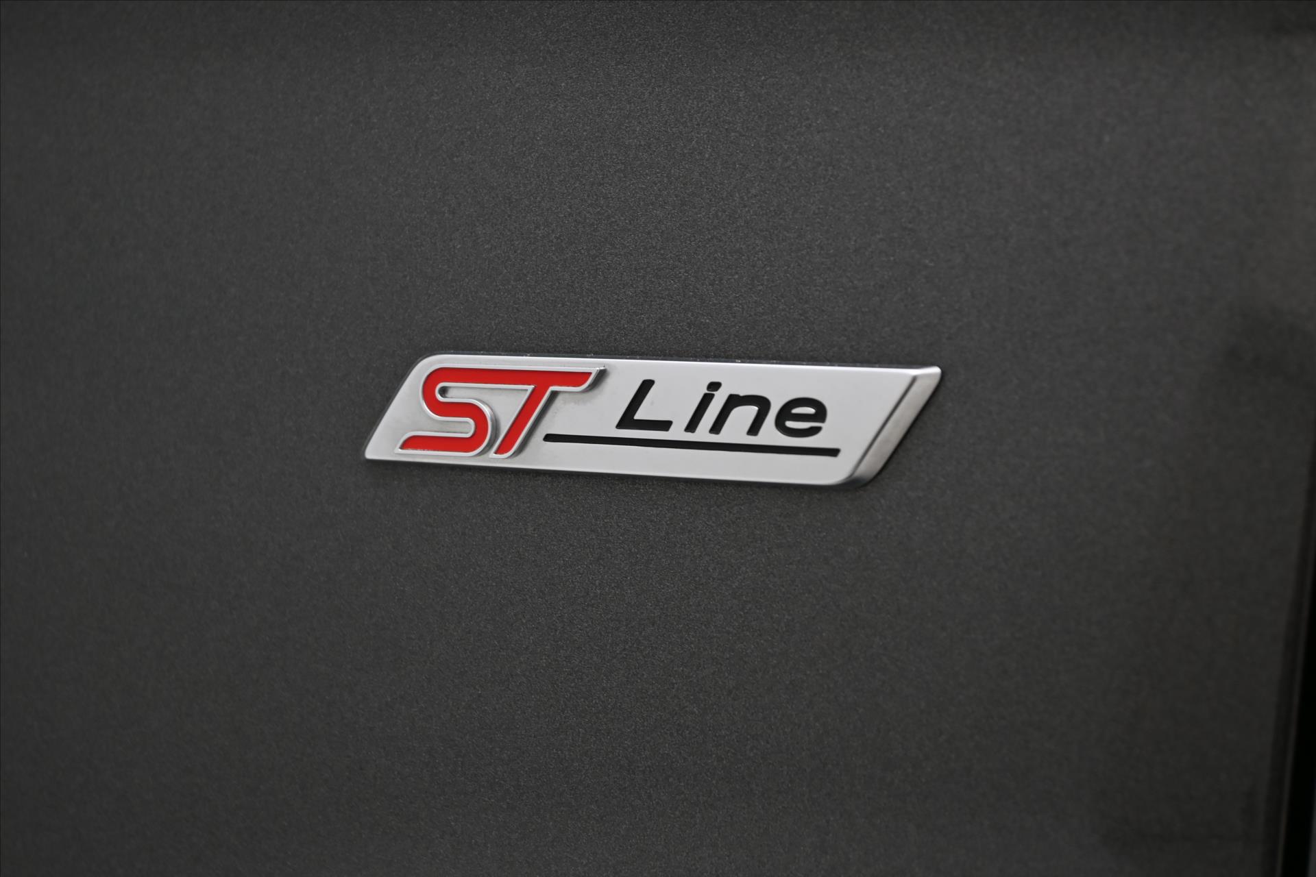 Hlavní fotografie vozu Ford Mondeo 2,0 TDCi 140kW AT8 *ST-Line* Záruka až 5 let (31)