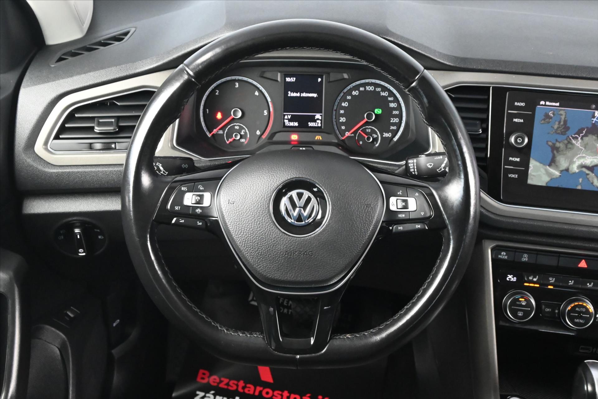 Hlavní fotografie vozu Volkswagen T-Roc 2,0 TDI 110 kW DSG NAVI Záruka až 5 let (16)