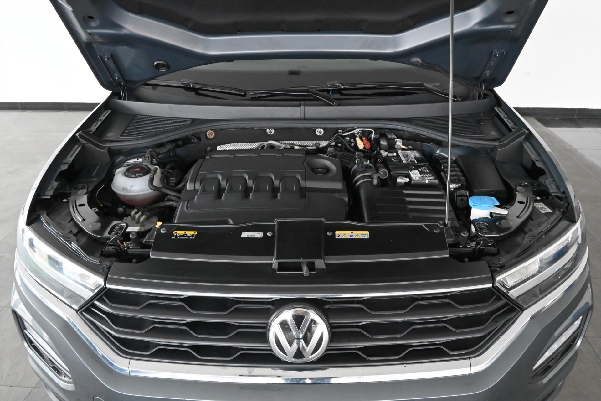 Hlavní fotografie vozu Volkswagen T-Roc 2,0 TDI 110 kW DSG NAVI Záruka až 5 let (5)