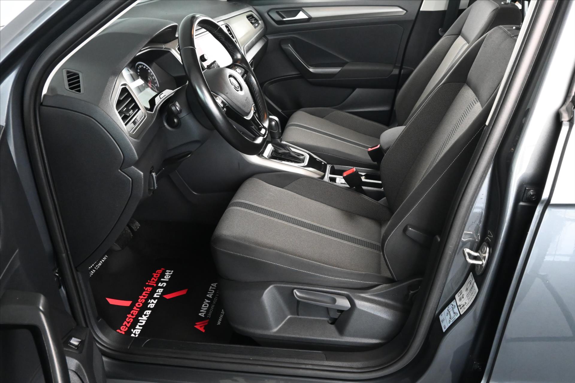 Hlavní fotografie vozu Volkswagen T-Roc 2,0 TDI 110 kW DSG NAVI Záruka až 5 let (9)