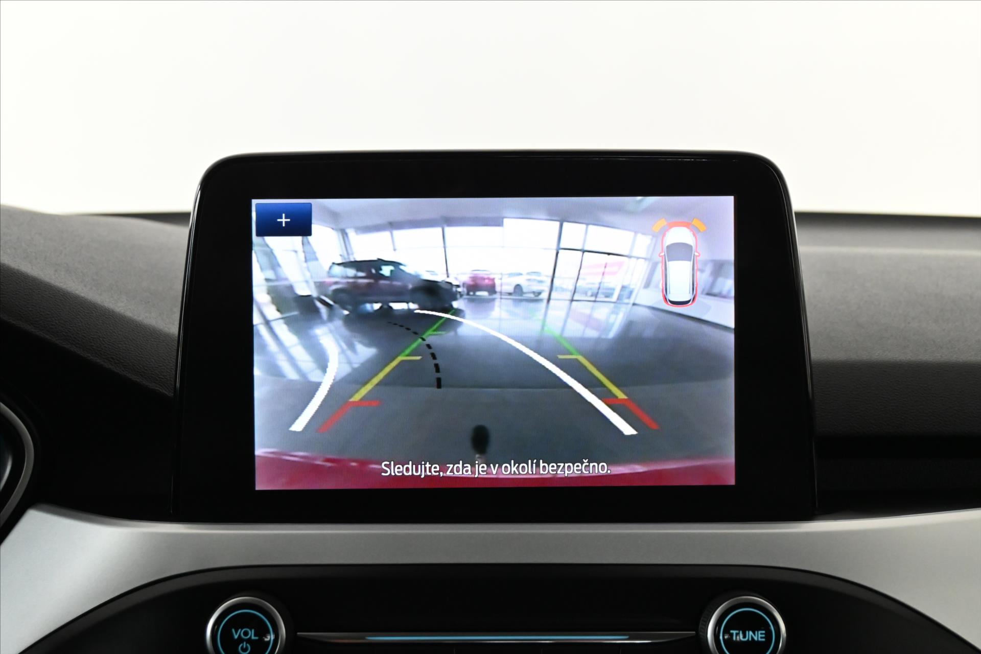 Hlavní fotografie vozu Ford Focus 1,5 EcoBlue 88kW *Titanium Business* Záruka až 5 let (20)