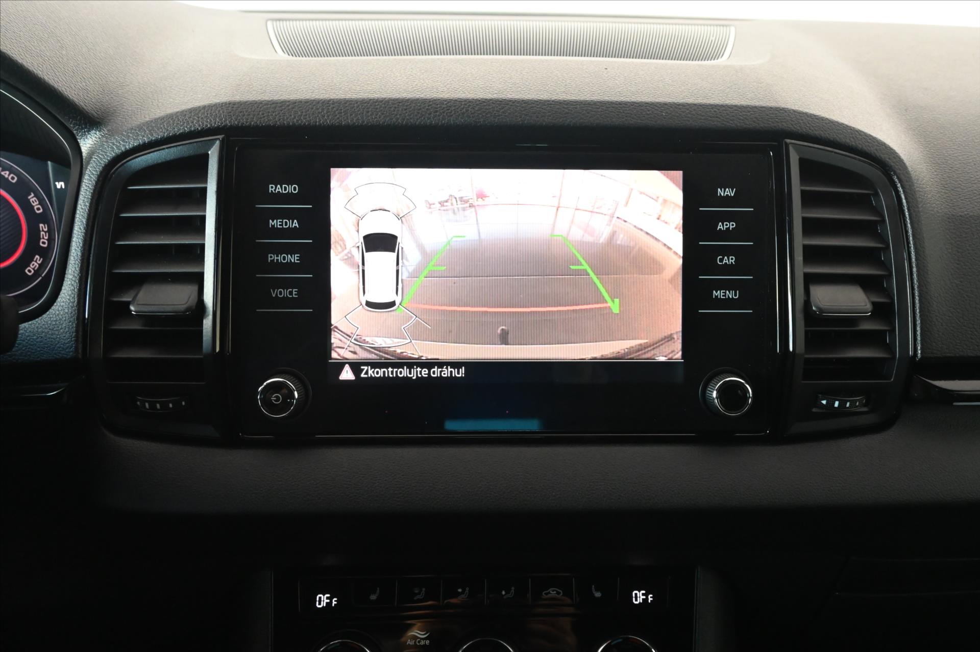 Main photo of the car Skoda Karoq 1.5 TSI 110 kW Sportline Business Warranty up to 5 years (23)