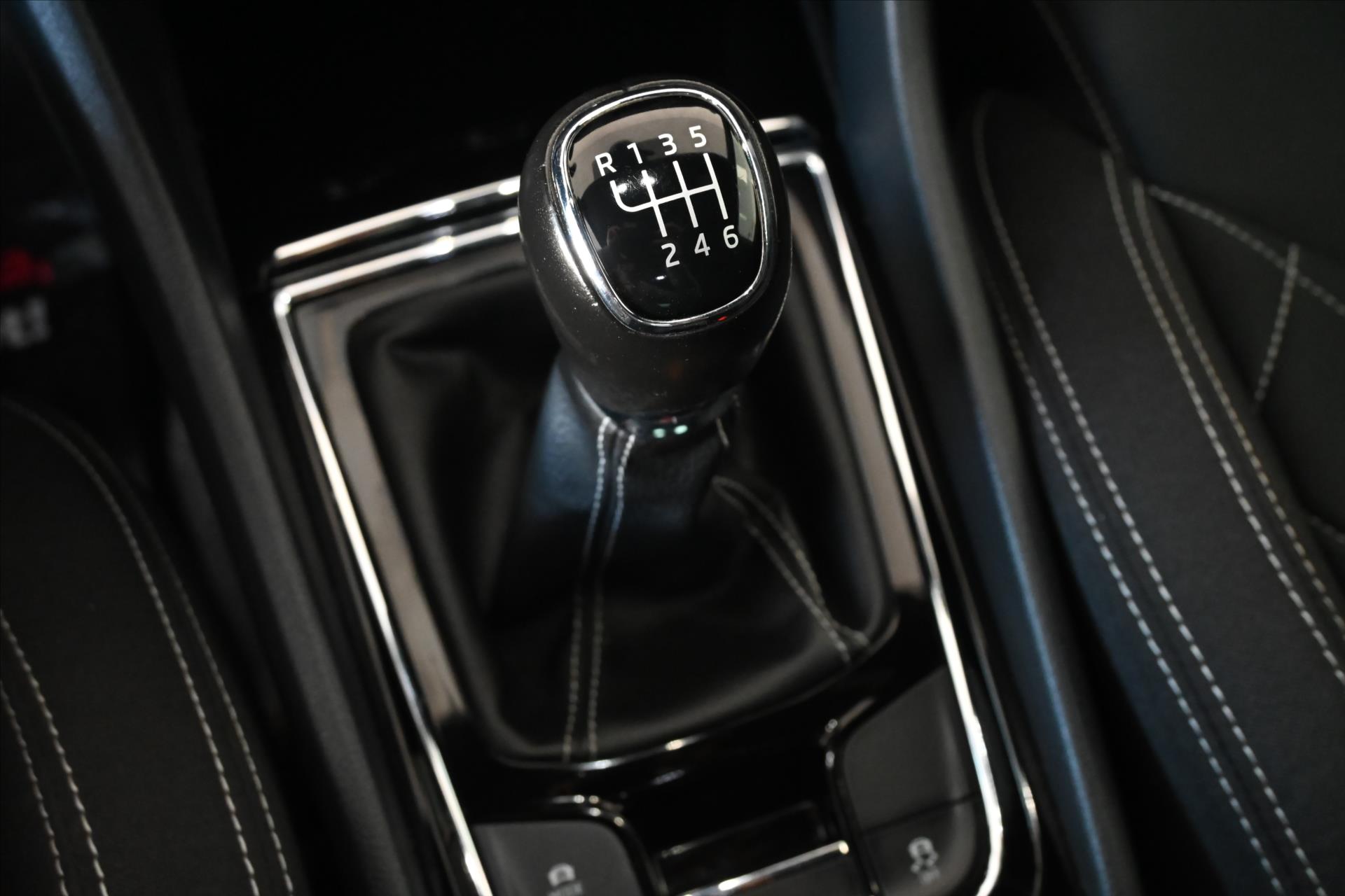 Main photo of the car Skoda Karoq 1.5 TSI 110 kW Sportline Business Warranty up to 5 years (25)