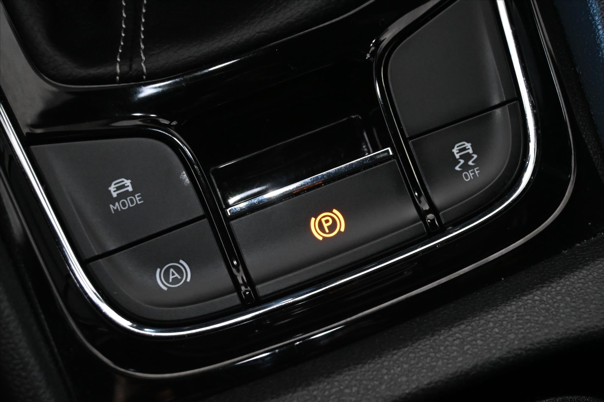 Main photo of the car Skoda Karoq 1.5 TSI 110 kW Sportline Business Warranty up to 5 years (26)