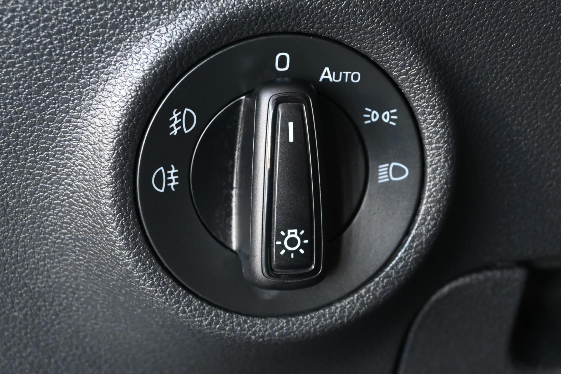 Main photo of the car Skoda Karoq 1.5 TSI 110 kW Sportline Business Warranty up to 5 years (29)