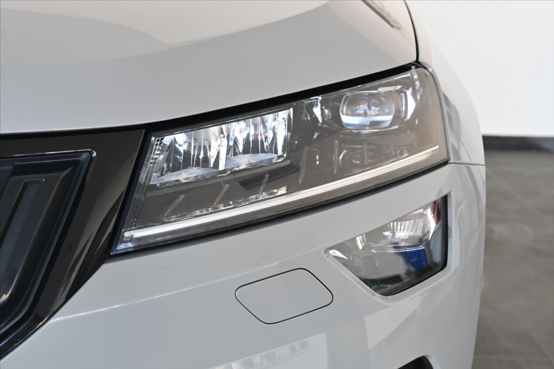 Main photo of the car Skoda Karoq 1.5 TSI 110 kW Sportline Business Warranty up to 5 years (33)