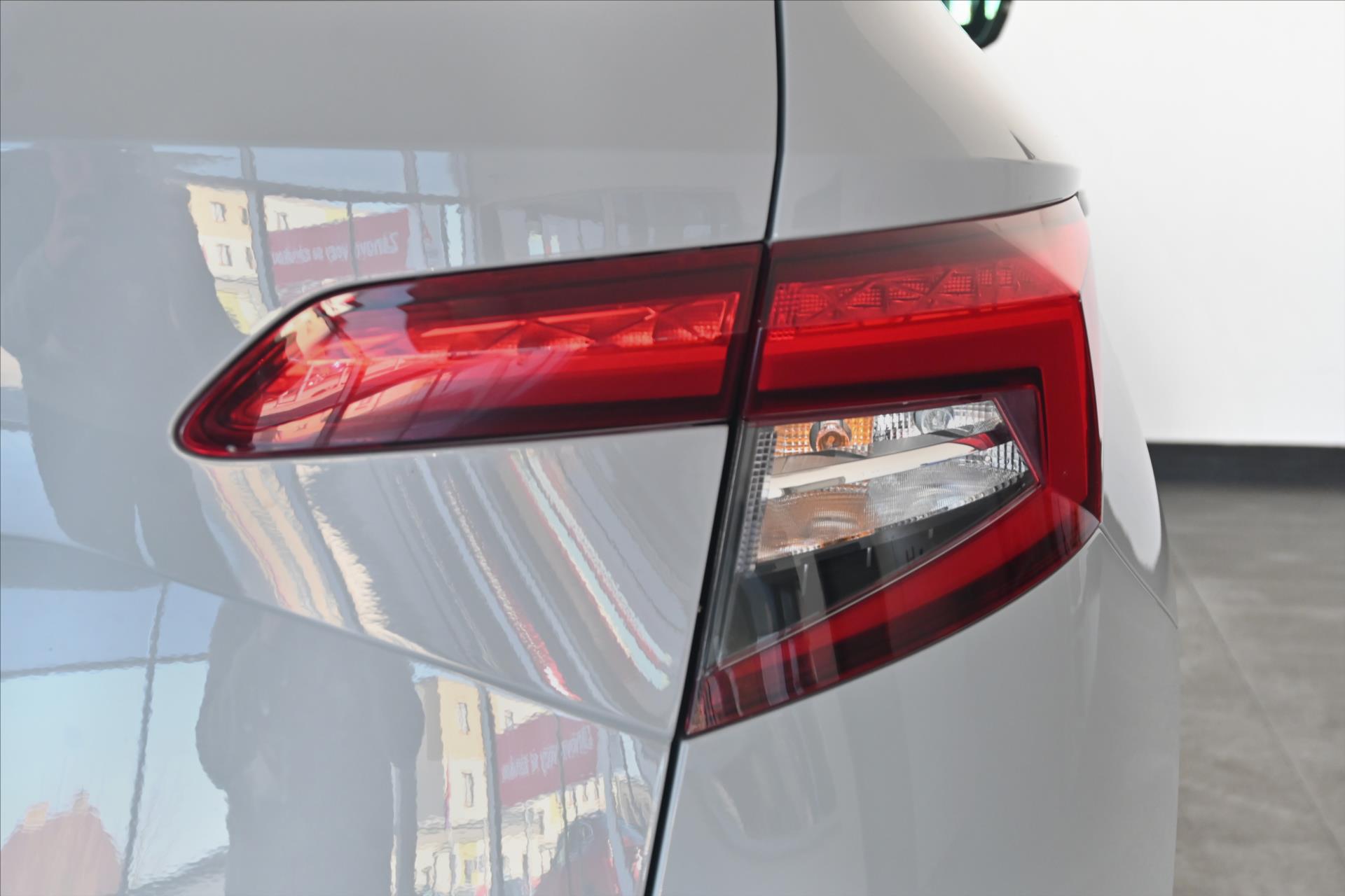 Main photo of the car Skoda Karoq 1.5 TSI 110 kW Sportline Business Warranty up to 5 years (34)