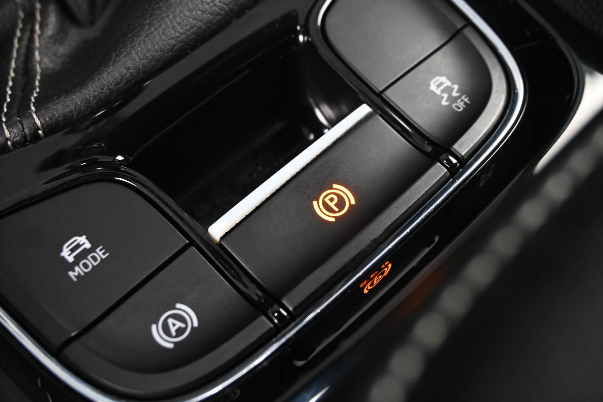 Hlavní fotografie vozu Škoda Karoq 1,5 TSI 110 kW Sportline Záruka až 5 let (25)