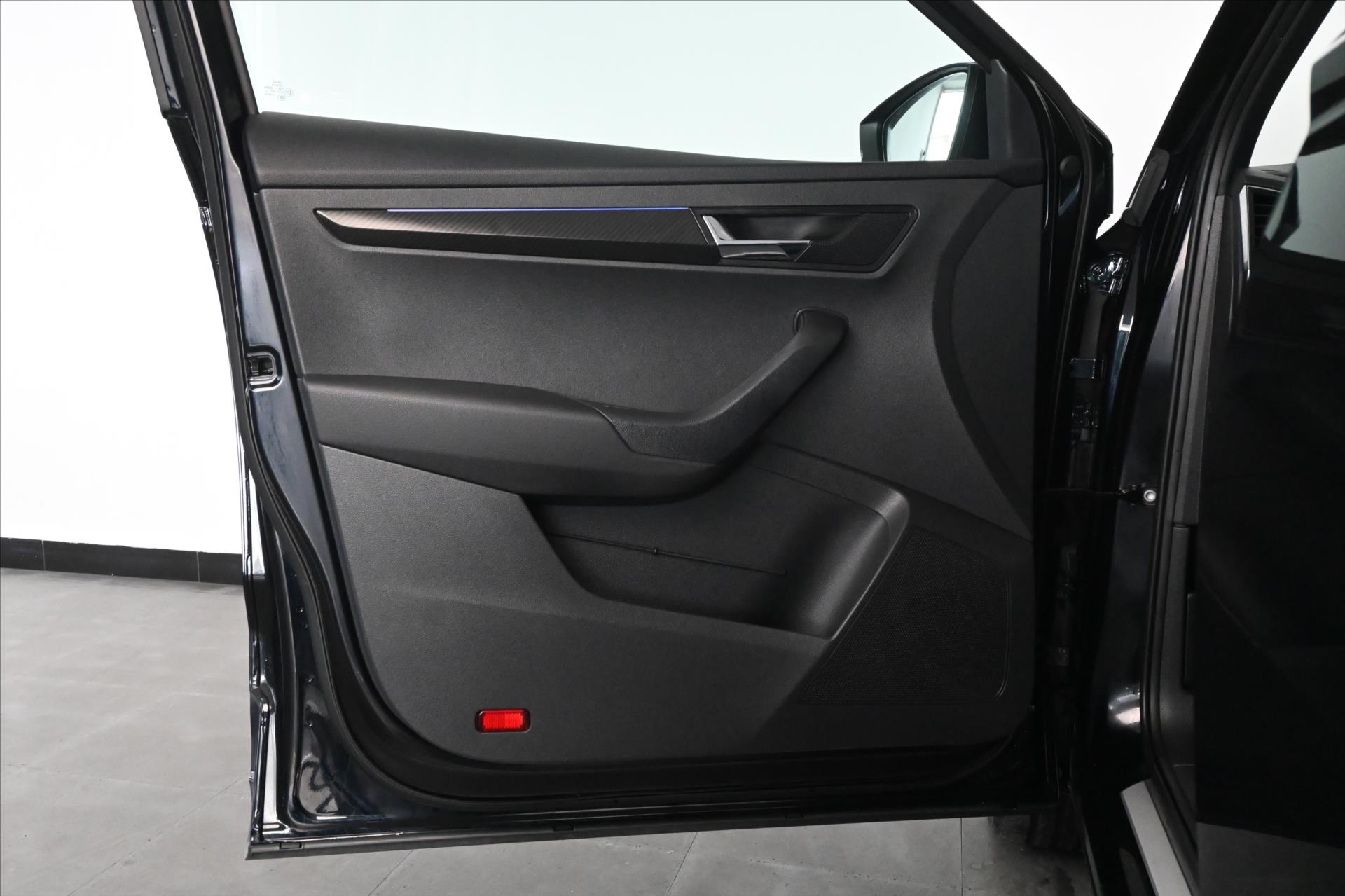 Hlavní fotografie vozu Škoda Karoq 1,5 TSI 110 kW Sportline Záruka až 5 let (26)