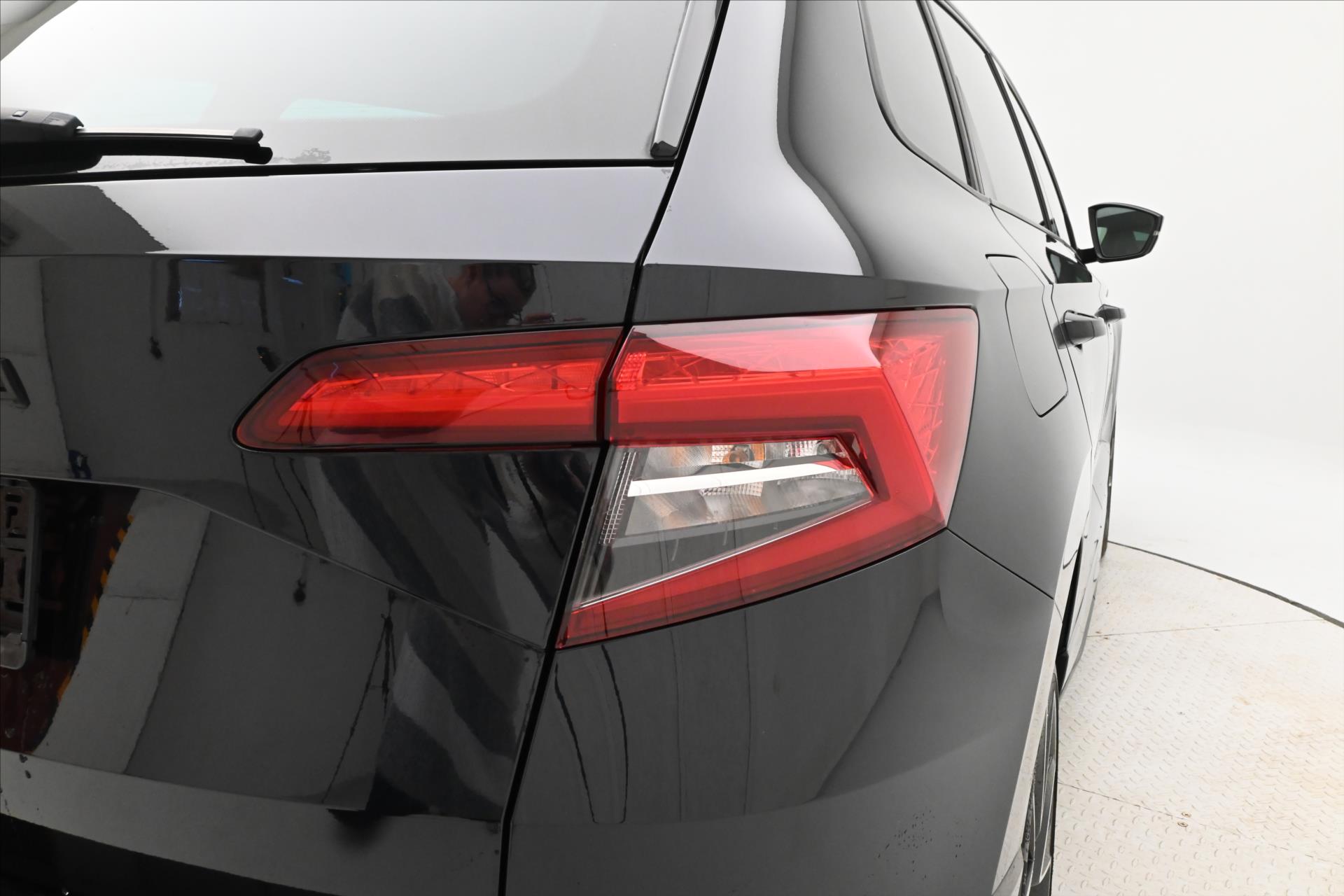 Hlavní fotografie vozu Škoda Karoq 1,5 TSI 110 kW Sportline Záruka až 5 let (27)