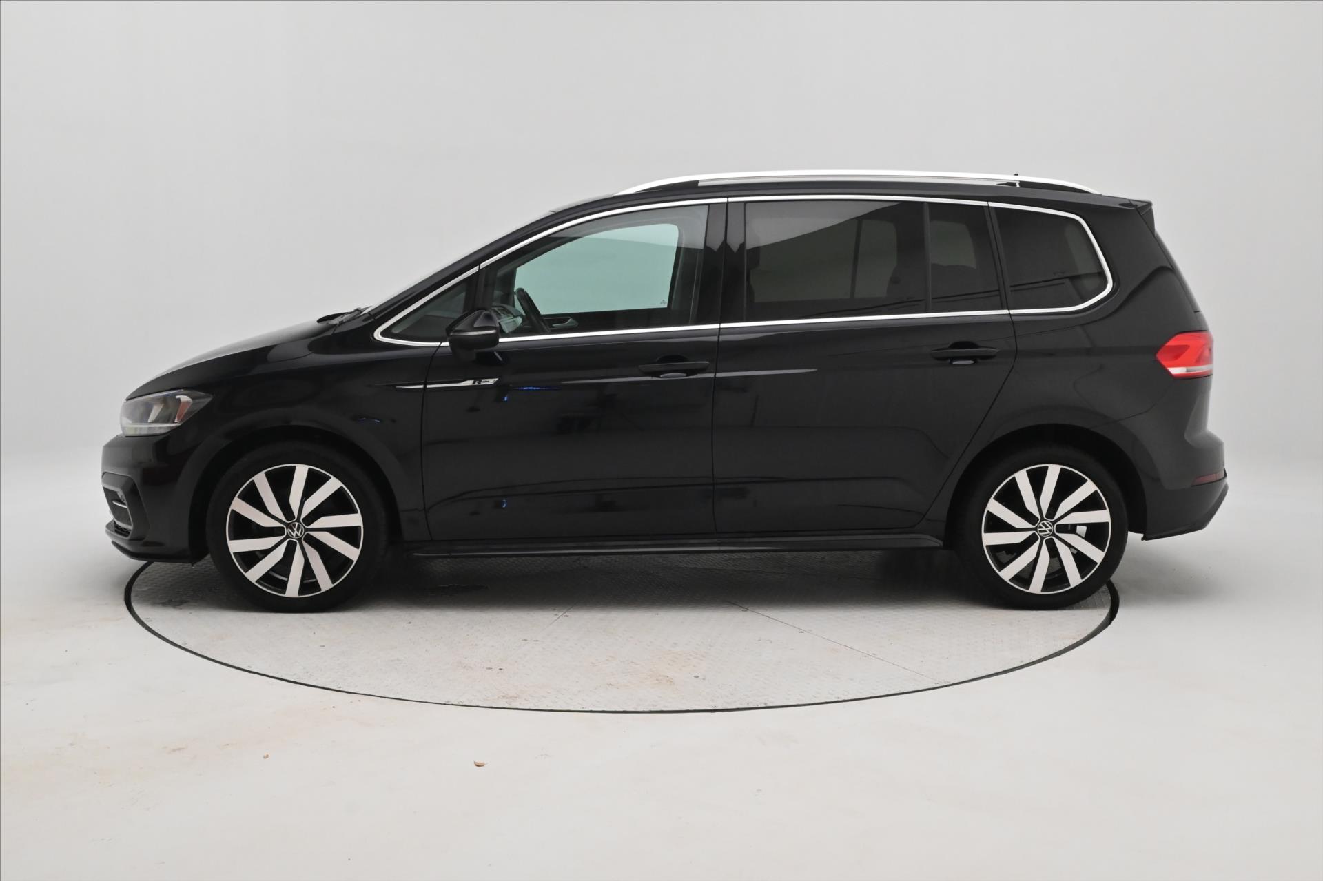 Hlavní fotografie vozu Volkswagen Touran 2,0 TDI 110 kW Highline Záruka až 5 let (8)