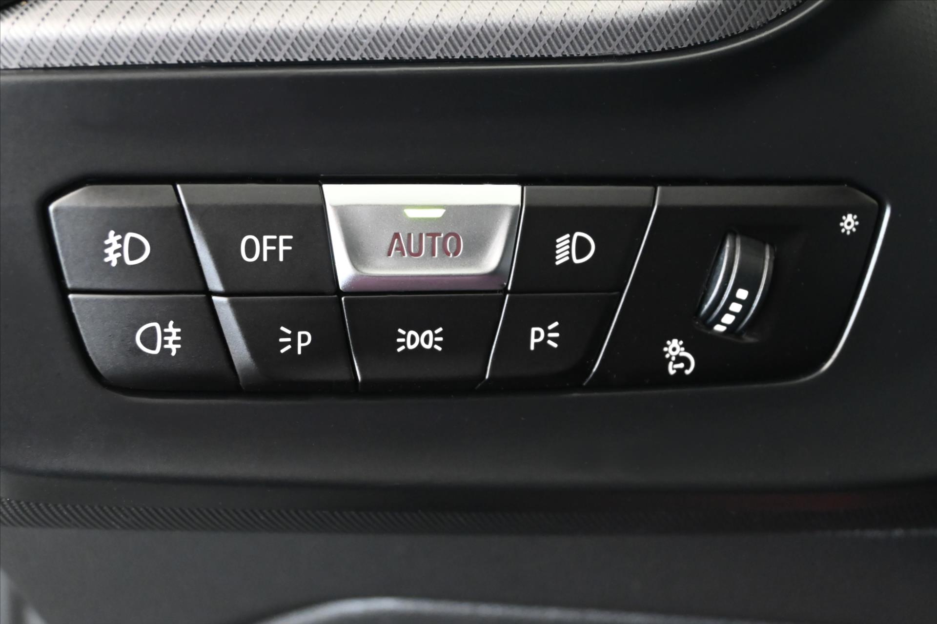 Hlavní fotografie vozu BMW Řada 2 2,0 220d 140 kW Gran Coupé M Sport Záruka až 5 let (28)