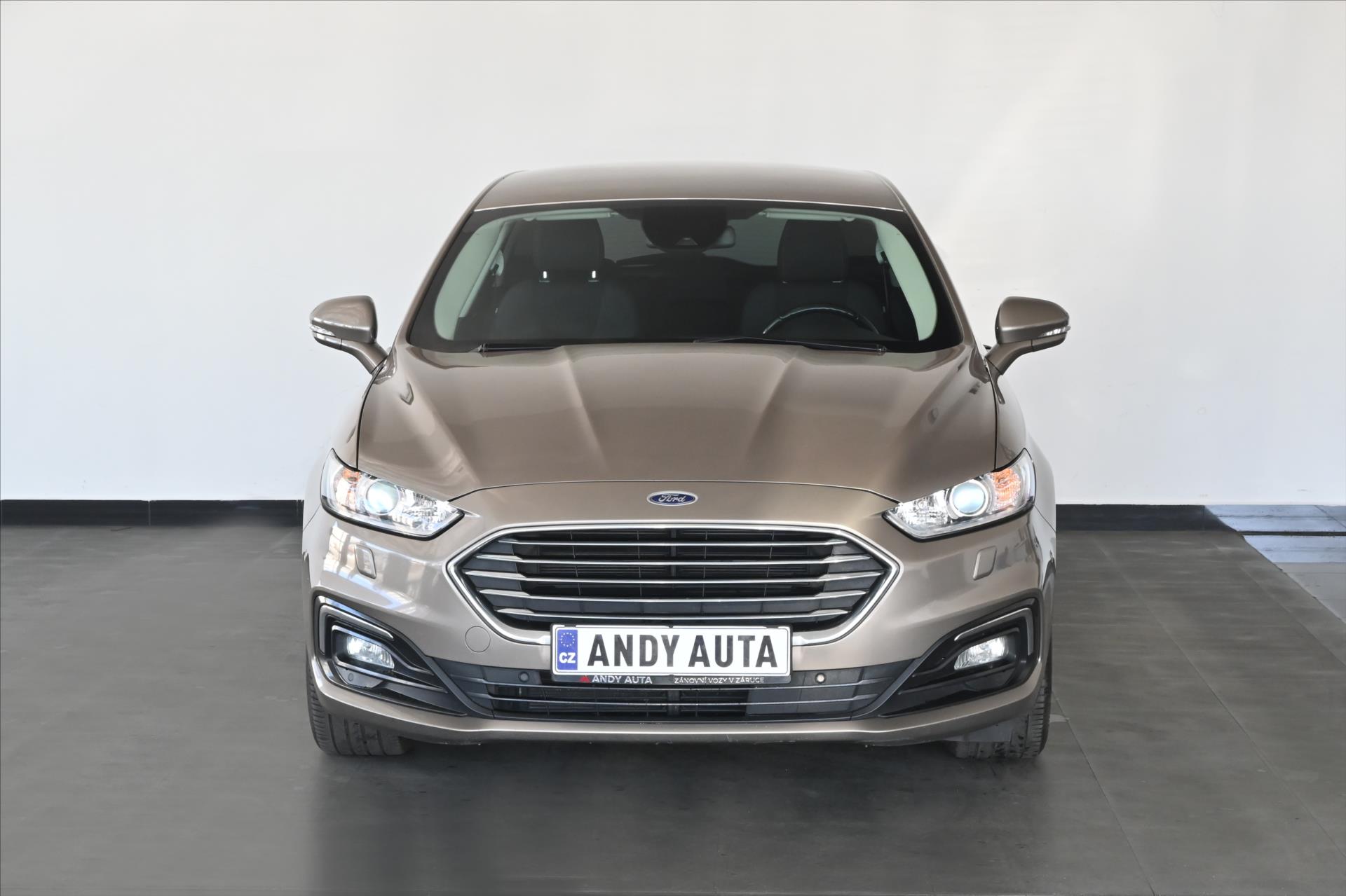 Hlavní fotografie vozu Ford Mondeo 2,0 EcoBlue 110 kW AT8 Záruka až 5 let (2)