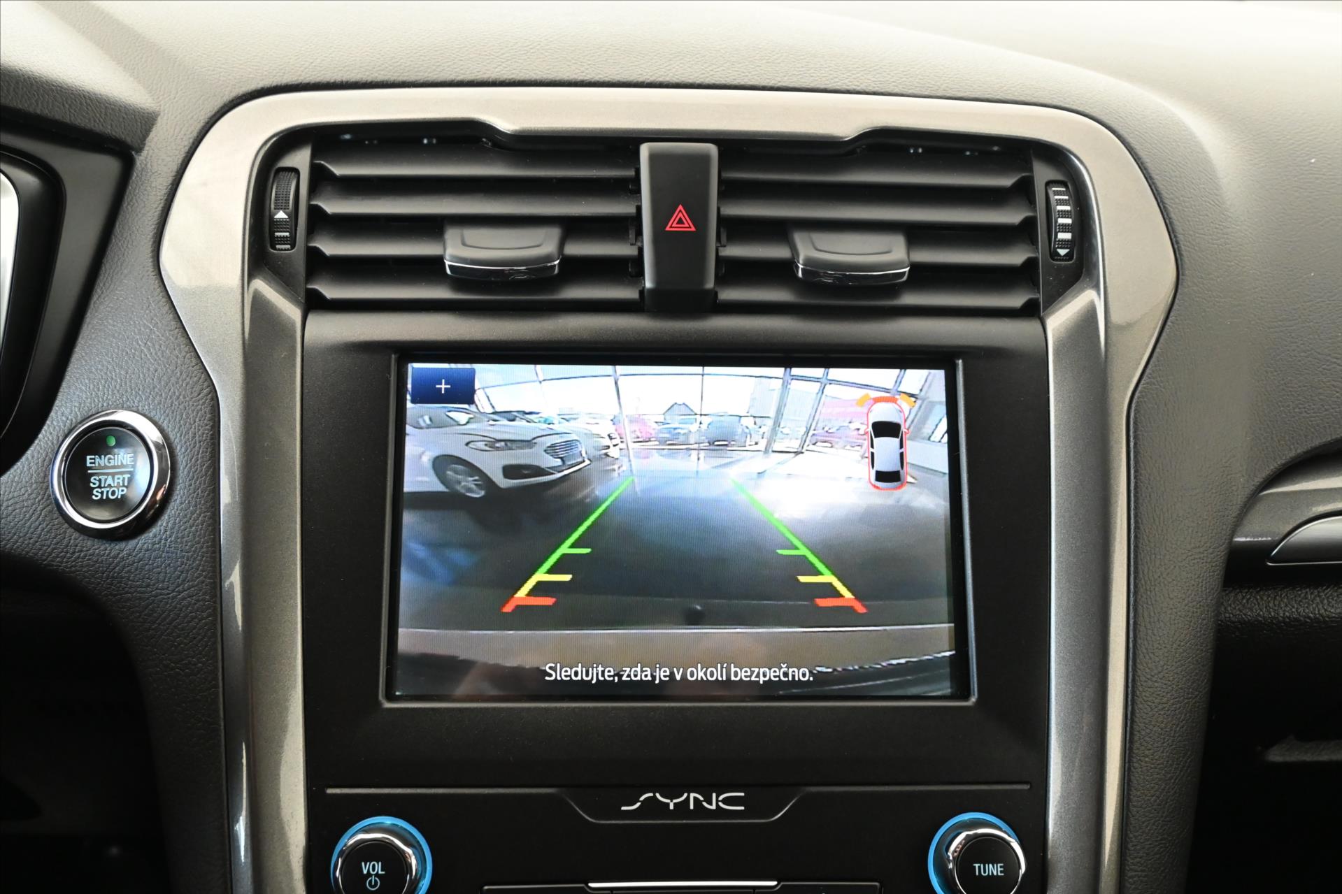 Hlavní fotografie vozu Ford Mondeo 2,0 EcoBlue 110 kW AT8 Záruka až 5 let (22)