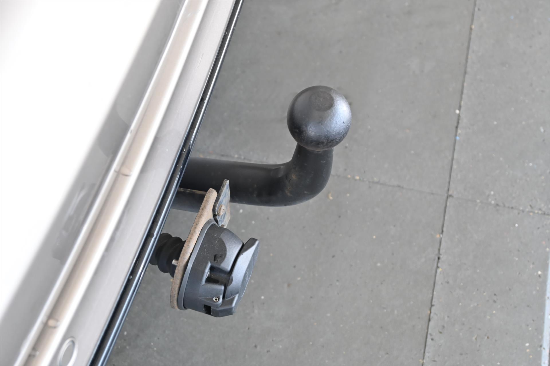 Hlavní fotografie vozu Ford Mondeo 2,0 EcoBlue 110 kW AT8 Záruka až 5 let (30)