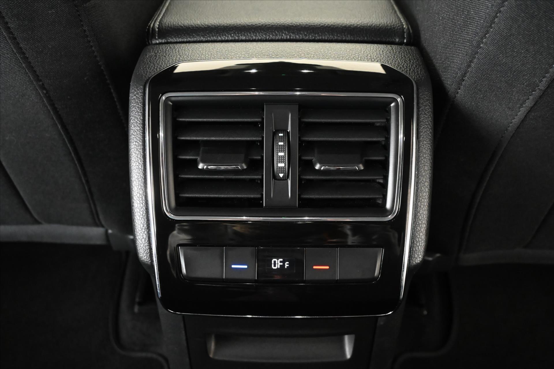 Main photo of the car Skoda Superb 2.0 TDI 110 kW DSG Style Warranty up to 5 years (24)