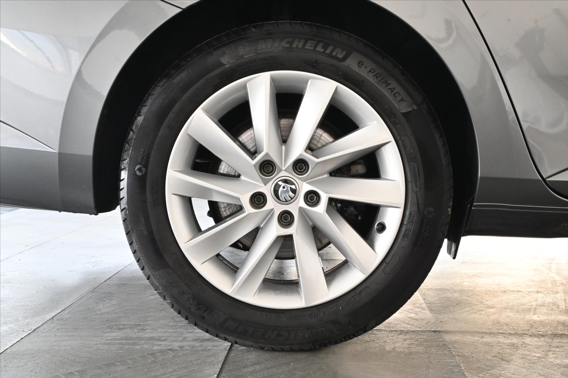 Main photo of the car Skoda Superb 2.0 TDI 110 kW DSG Style Warranty up to 5 years (35)