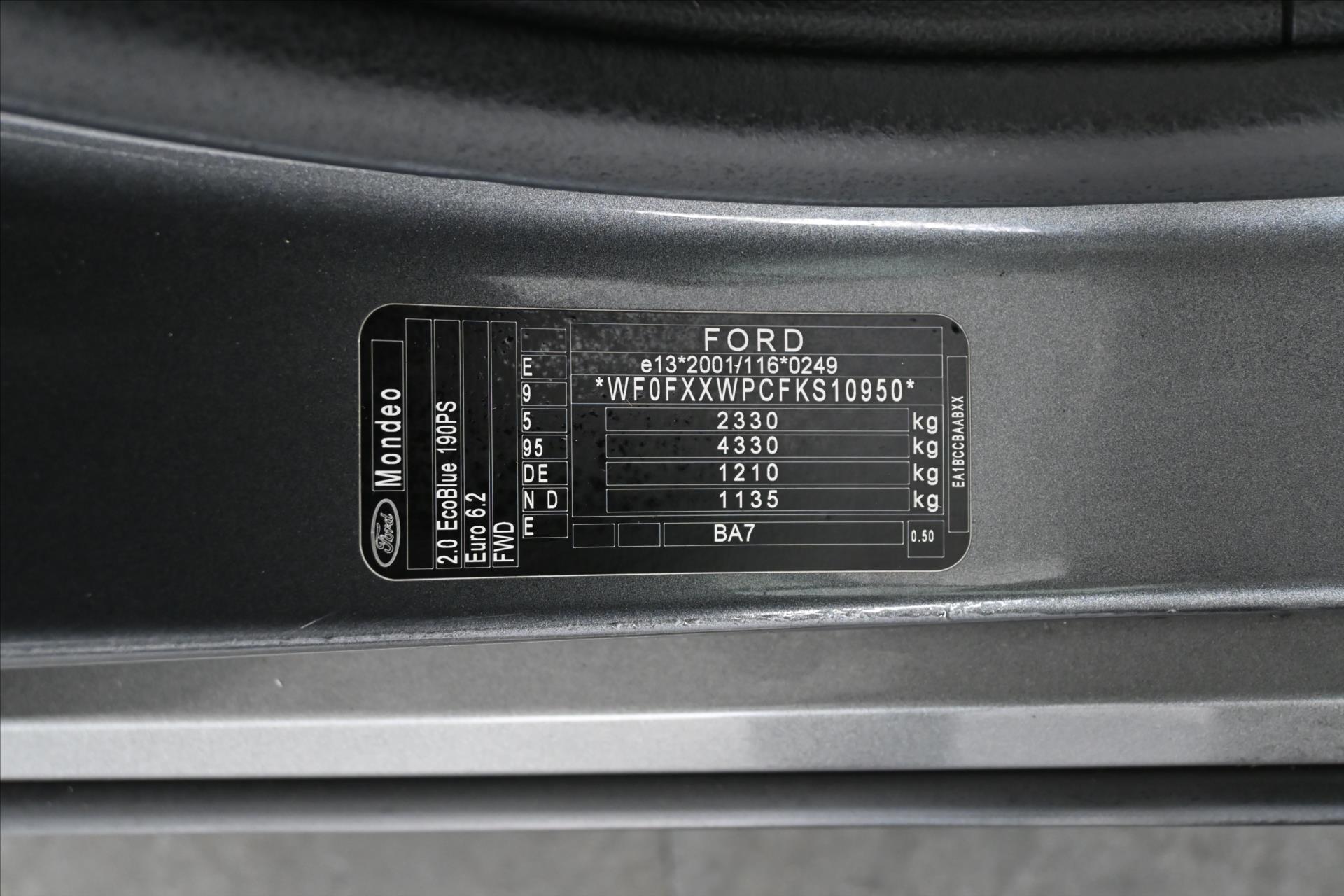 Hlavní fotografie vozu Ford Mondeo 2,0 EcoBlue 140 kW TITANIUM AT8 Záruka až 5 let (8)