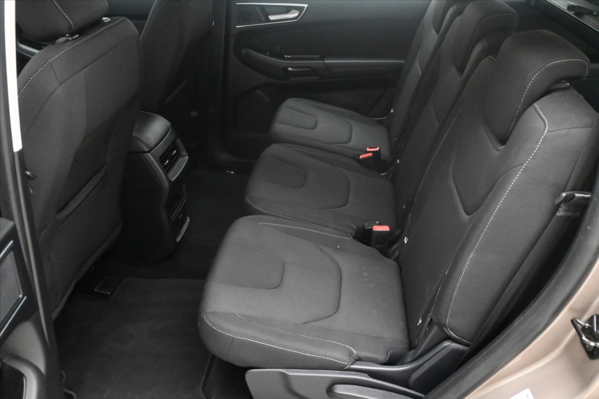 Hlavní fotografie vozu Ford S-MAX 2,0 EcoBlue 110 kW AT8 Záruka až 5 let (14)