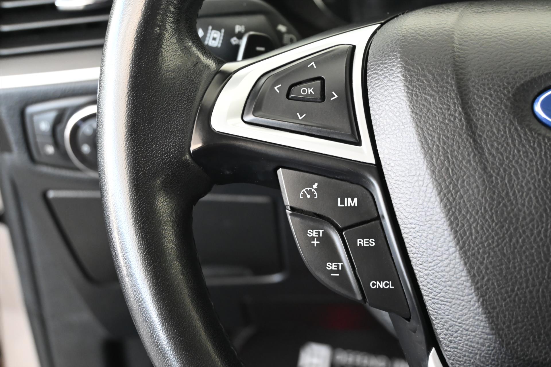 Hlavní fotografie vozu Ford S-MAX 2,0 EcoBlue 110 kW AT8 Záruka až 5 let (18)