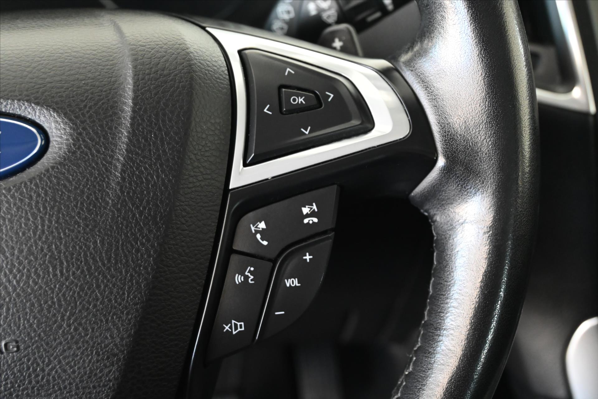 Hlavní fotografie vozu Ford S-MAX 2,0 EcoBlue 110 kW AT8 Záruka až 5 let (19)