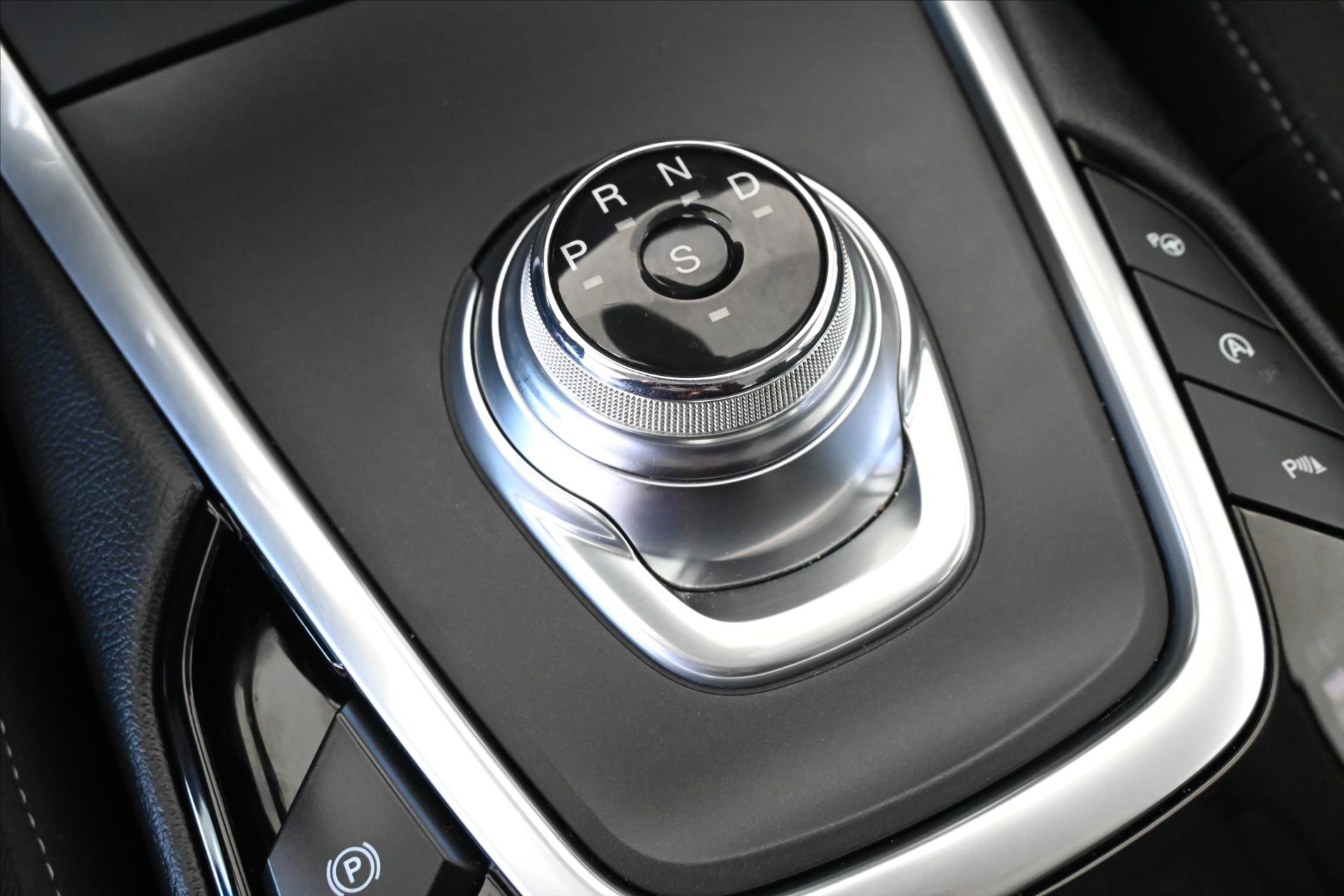 Hlavní fotografie vozu Ford S-MAX 2,0 EcoBlue 110 kW AT8 Záruka až 5 let (23)