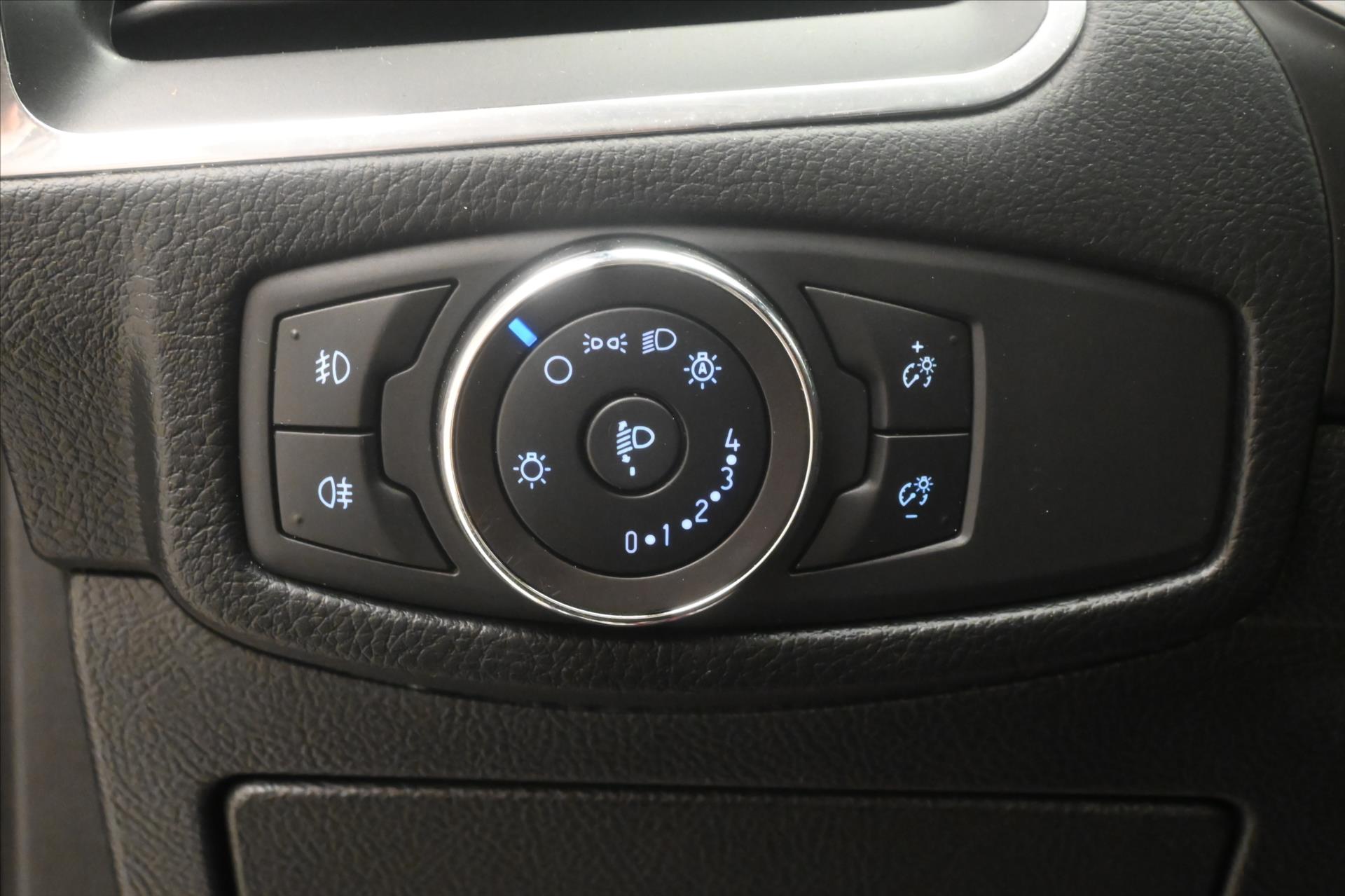 Hlavní fotografie vozu Ford S-MAX 2,0 EcoBlue 110 kW AT8 Záruka až 5 let (25)