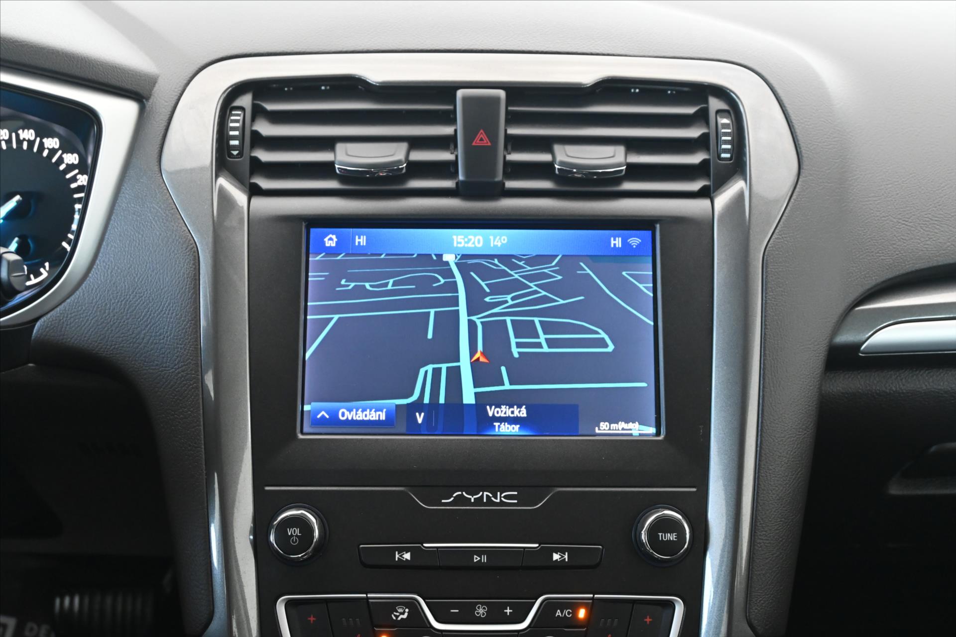 Hlavní fotografie vozu Ford Mondeo 2,0 ECOBLUE 110 kW*AT/8*Záruka až 5 let (19)