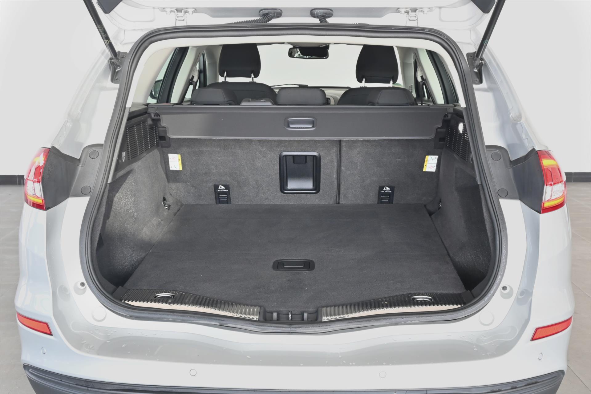 Hlavní fotografie vozu Ford Mondeo 2,0 ECOBLUE 110 kW*AT/8*Záruka až 5 let (6)