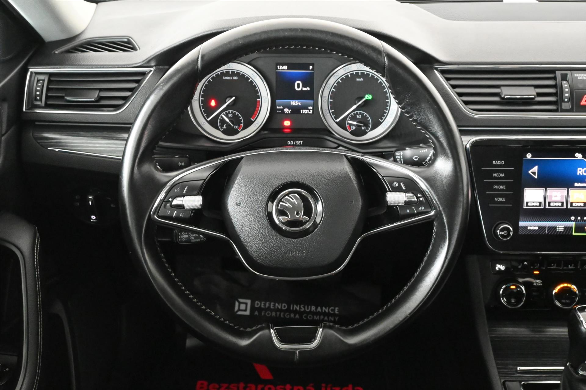 Hlavní fotografie vozu Škoda Superb 2,0 TDI 110 kW DSG Business Executive Záruka až 5 let (17)