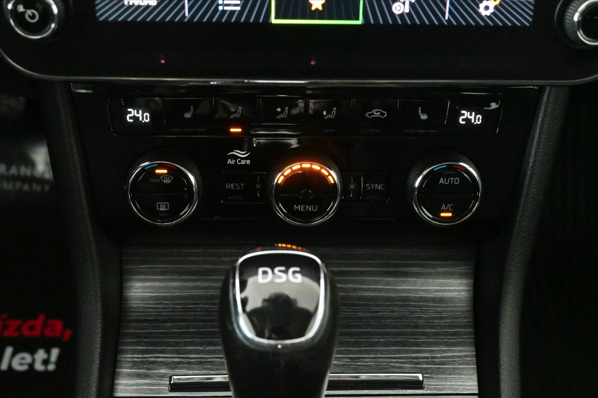 Hlavní fotografie vozu Škoda Superb 2,0 TDI 110 kW DSG Business Executive Záruka až 5 let (24)